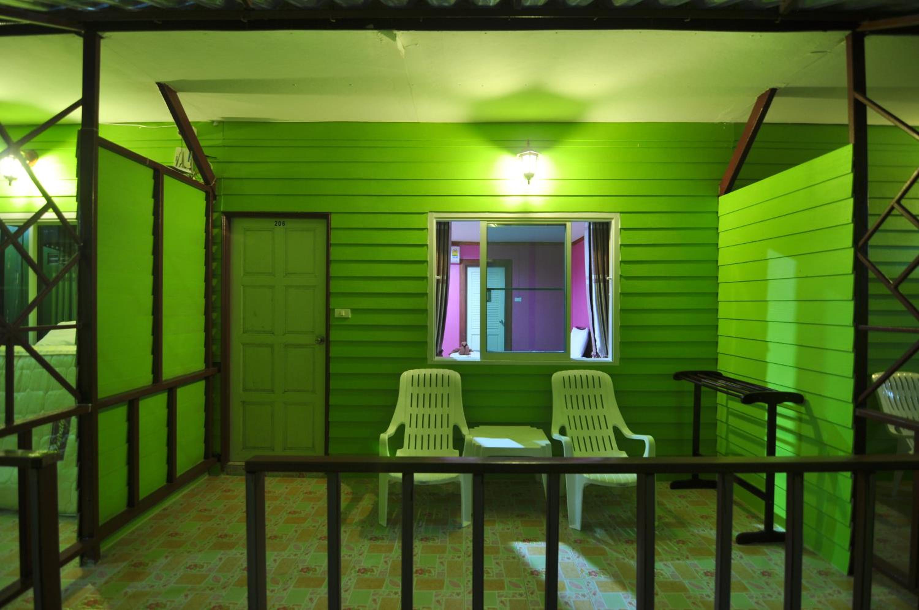 Phi Phi Sand Sea House