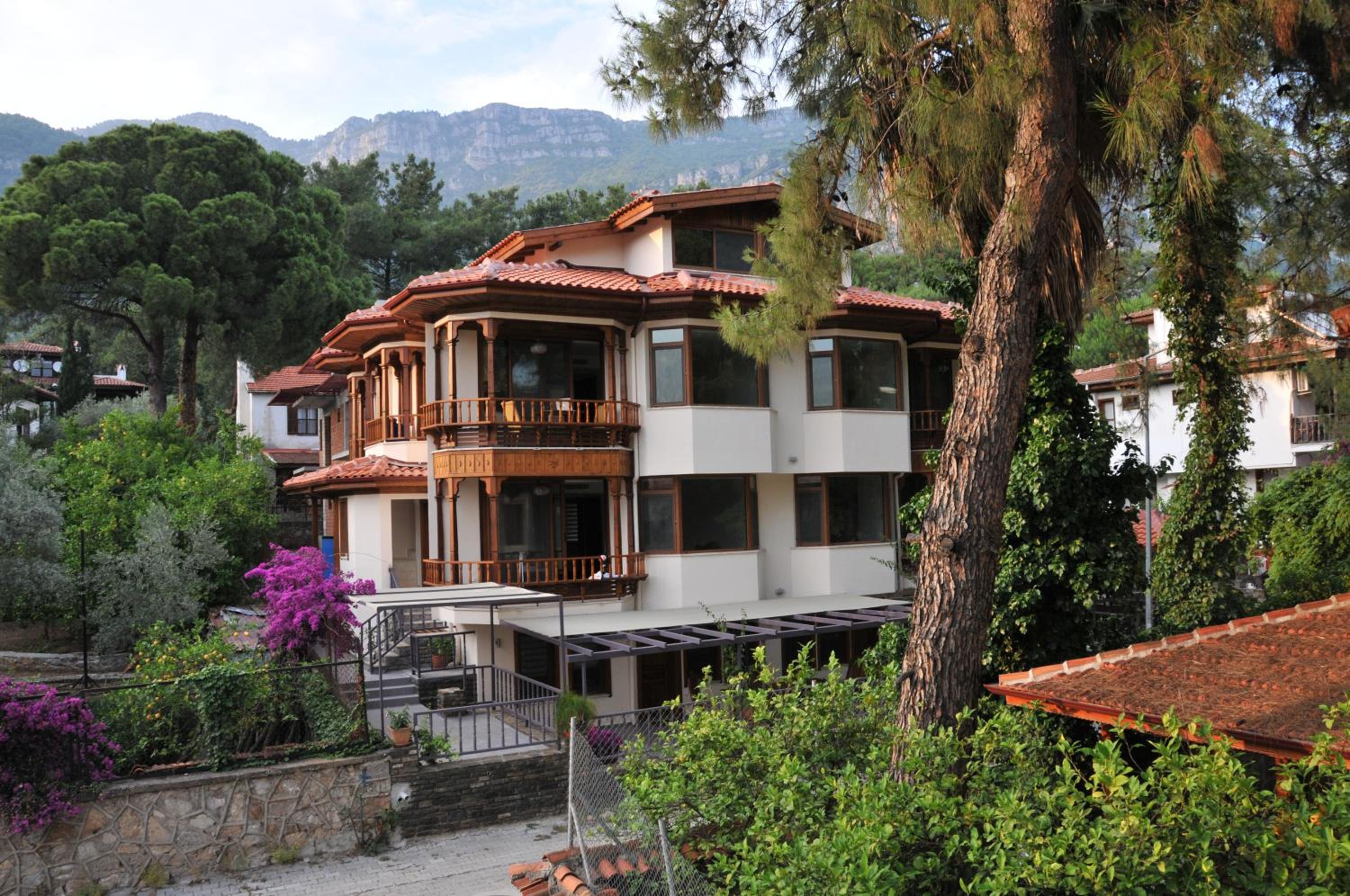 artApart Akyaka