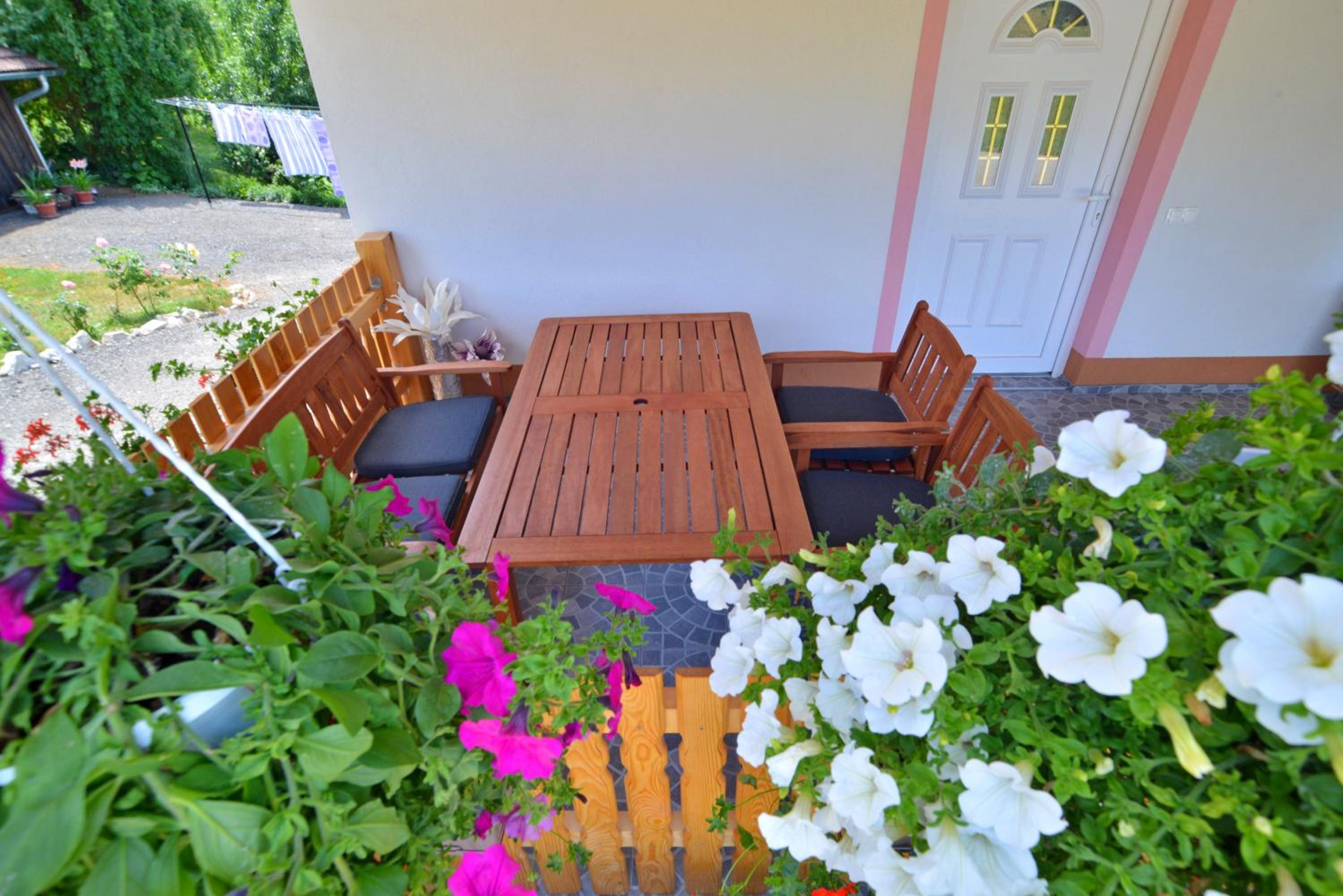 Guesthouse Ella view 2