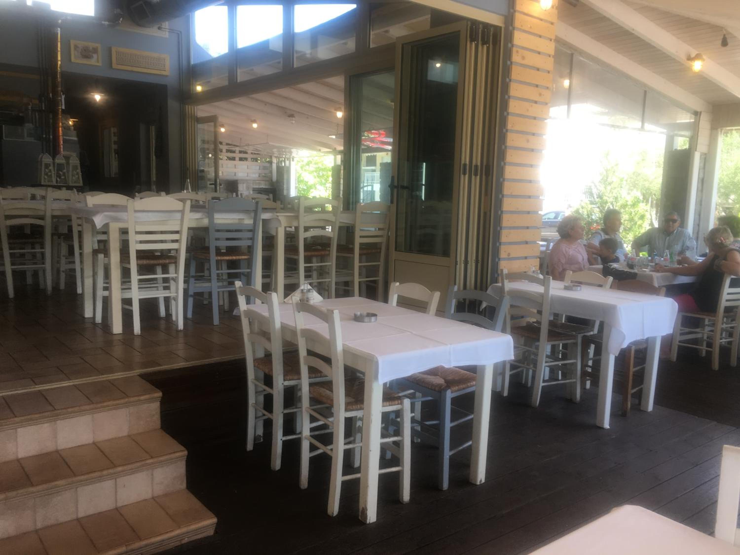 Isalos Suites