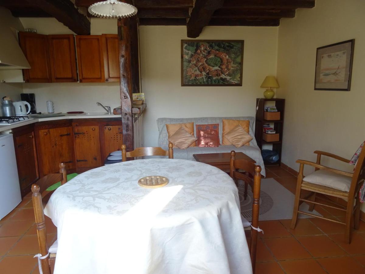 La Maison des Cornières view 3