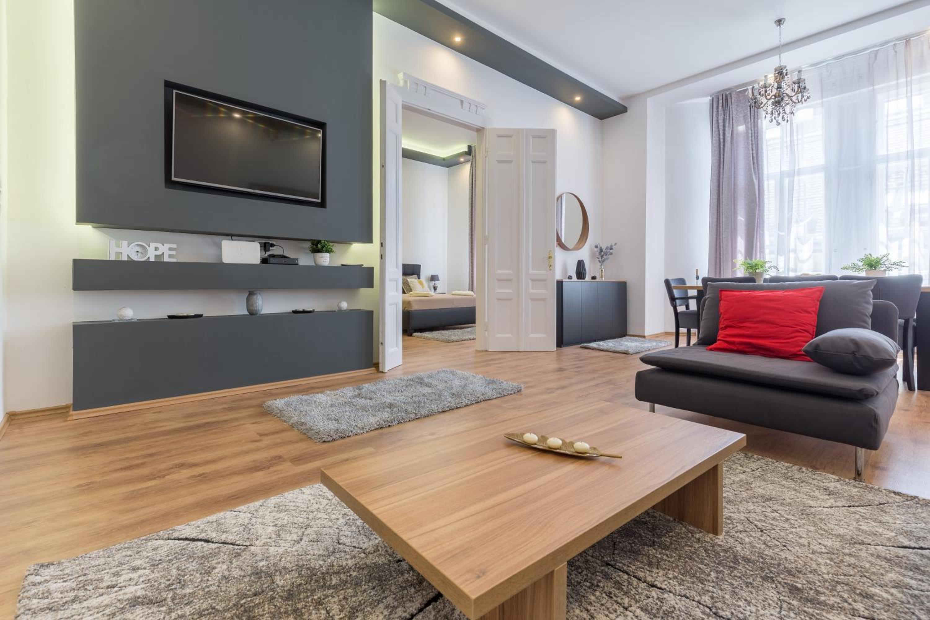 Real Apartments Zichy view 2