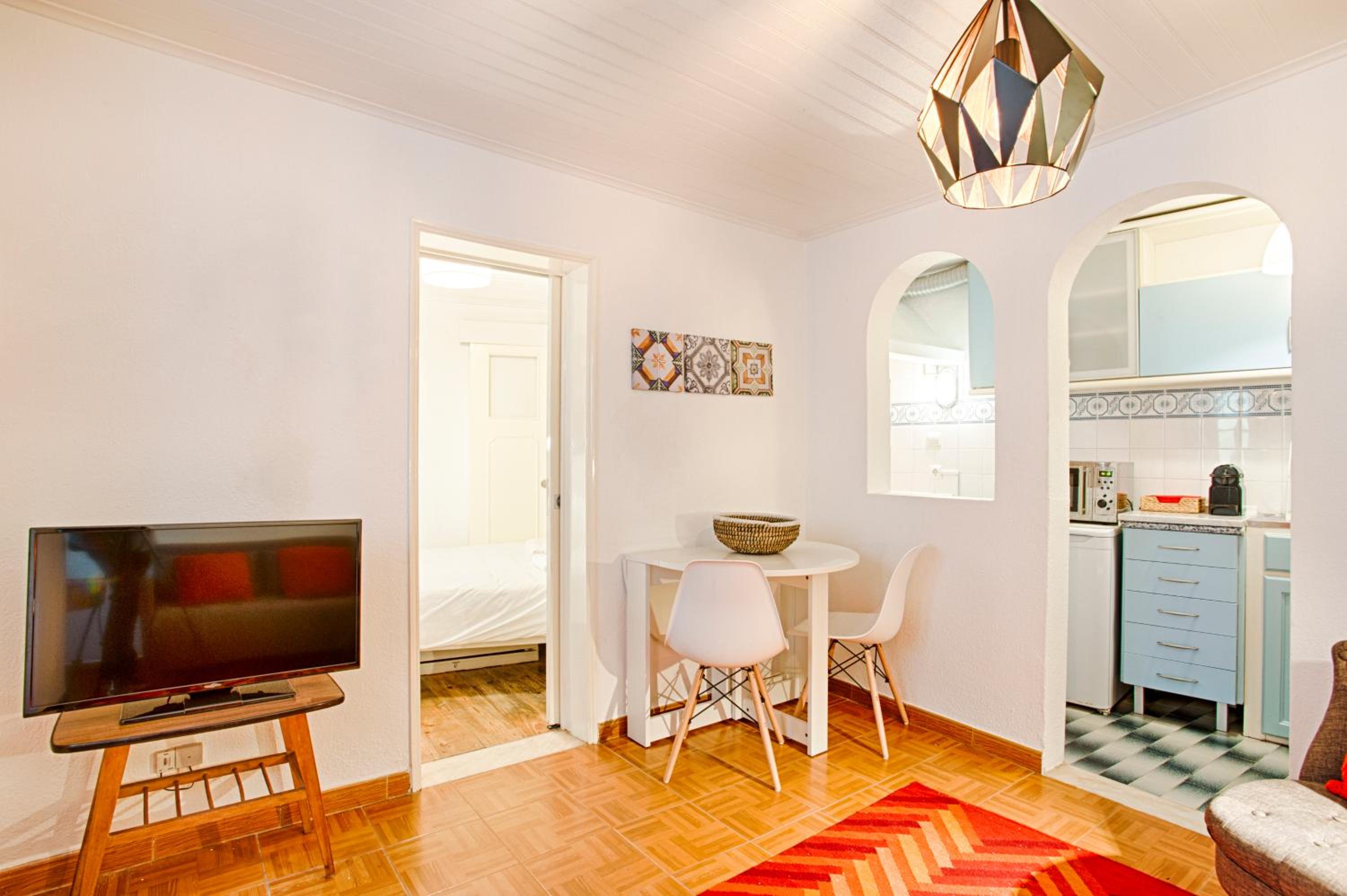 BmyGuest - Mouraria Central Apartment II — Lisbon photo 2