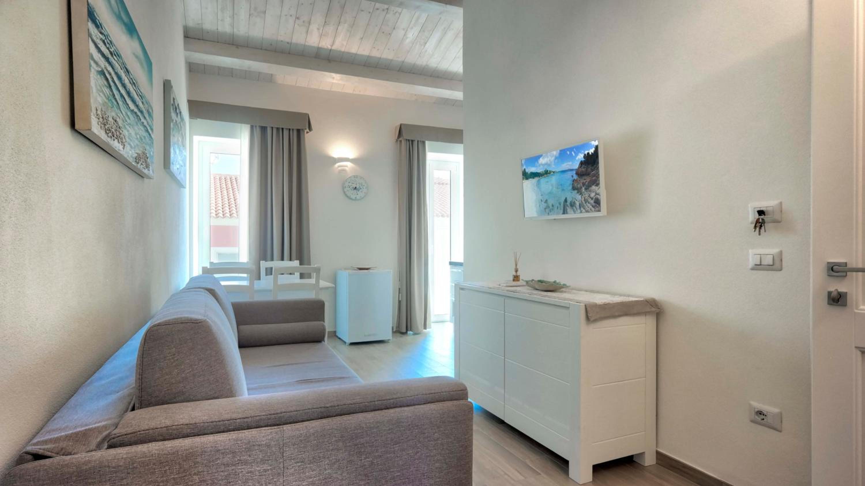 Smart Suite & Apartments