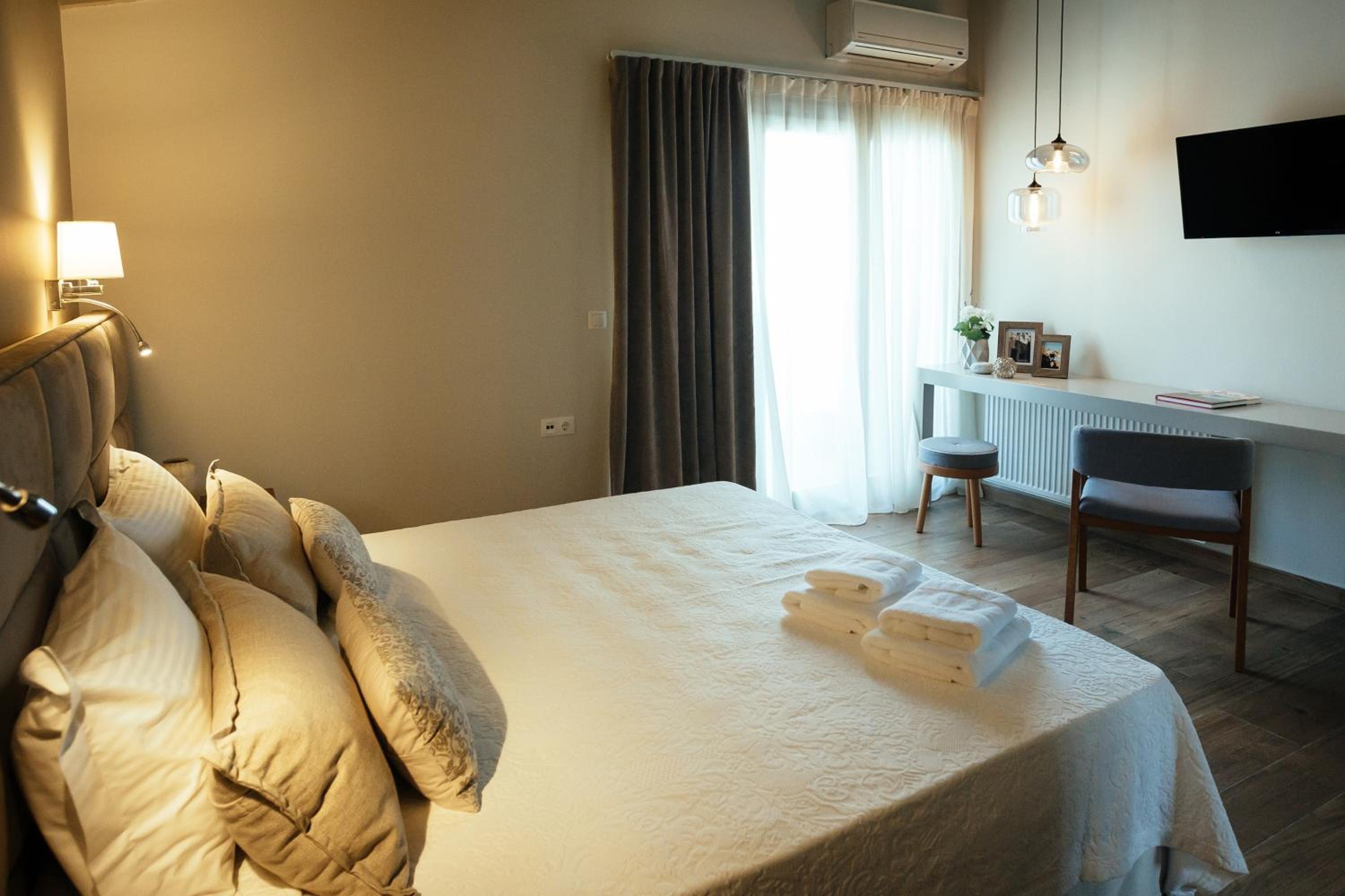 Filoxenion Luxury Rooms & Lofts