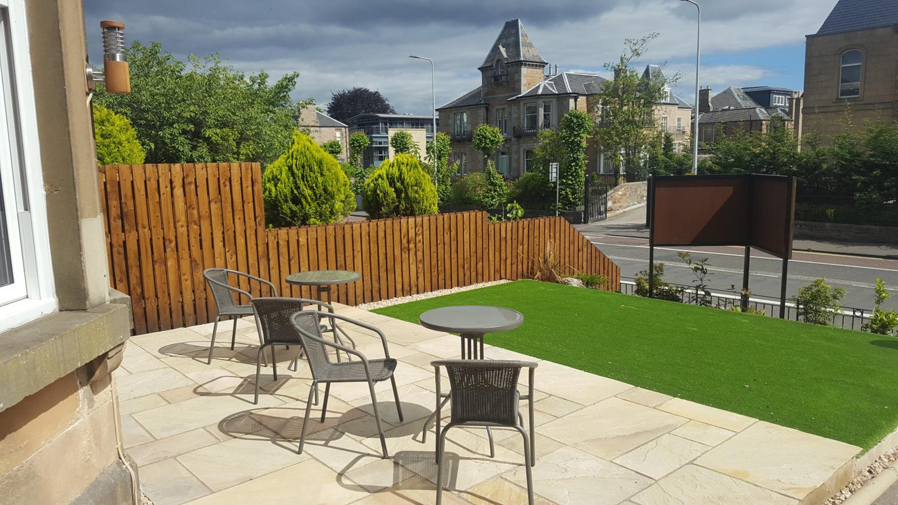 18 Craigmillar Park
