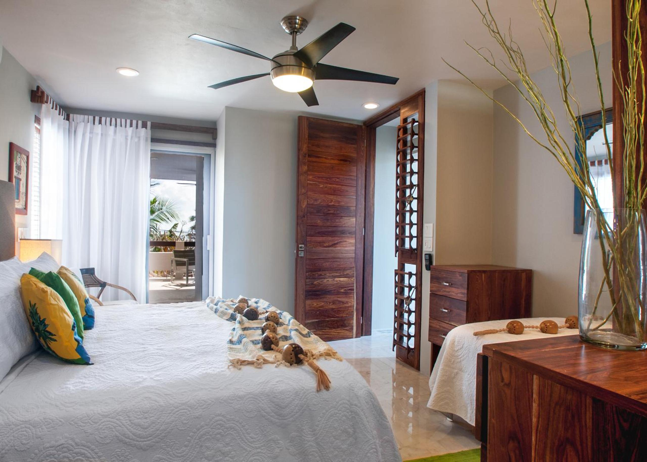 Casa Agua Azul - Family Getaway with Stunning Ocean Views