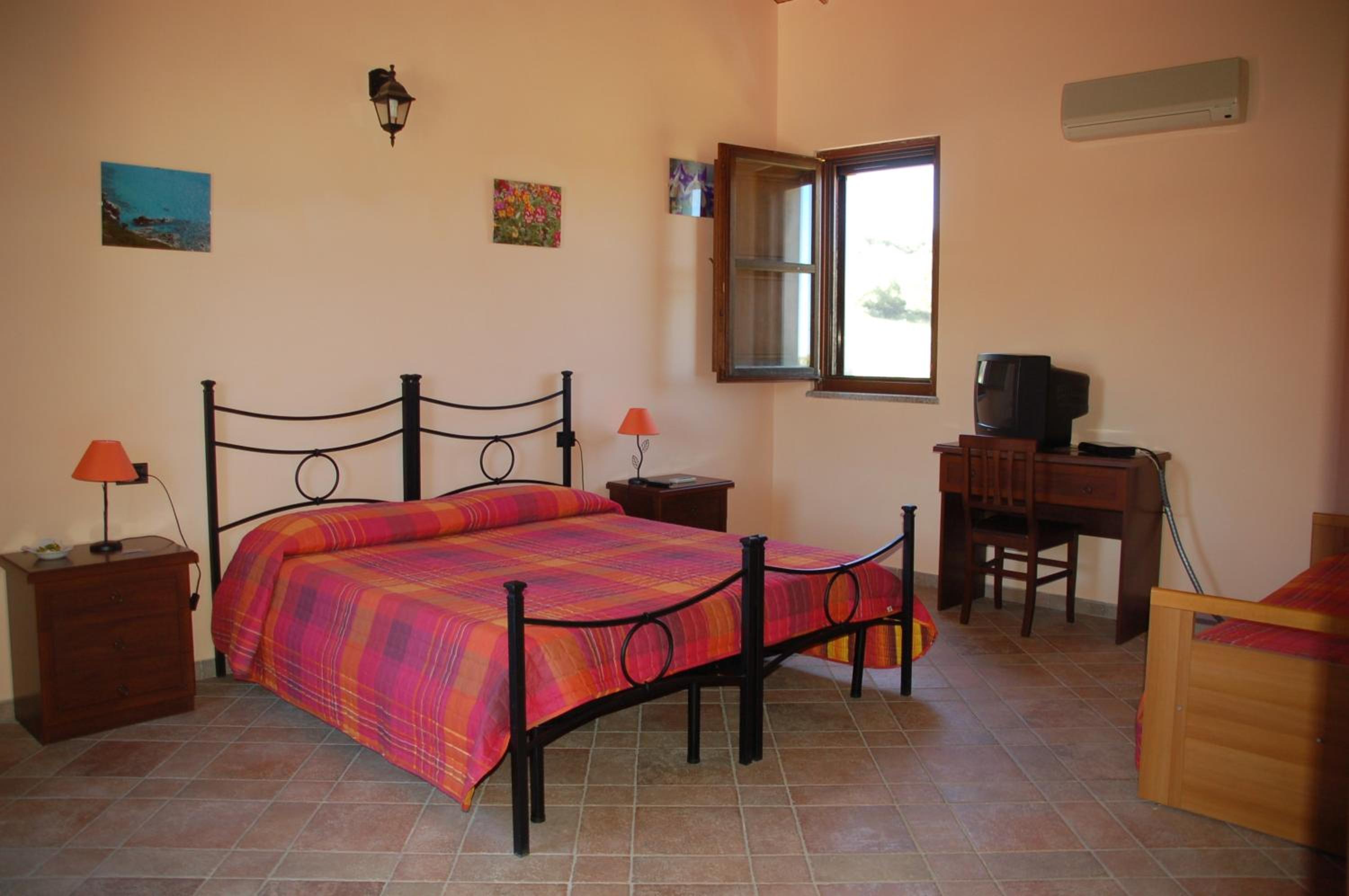 Nuraximannu Boutique B&B