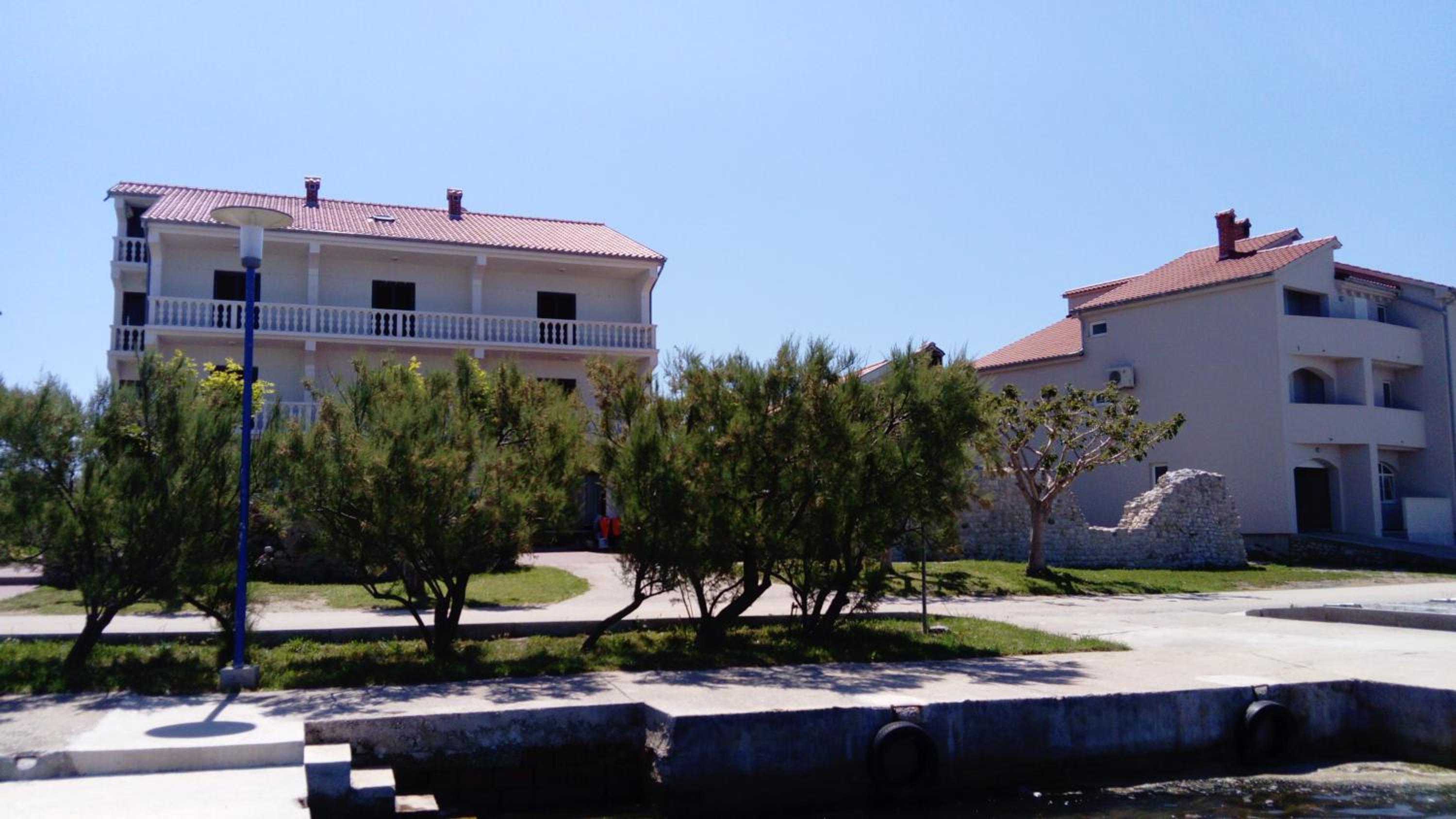 Photo 40