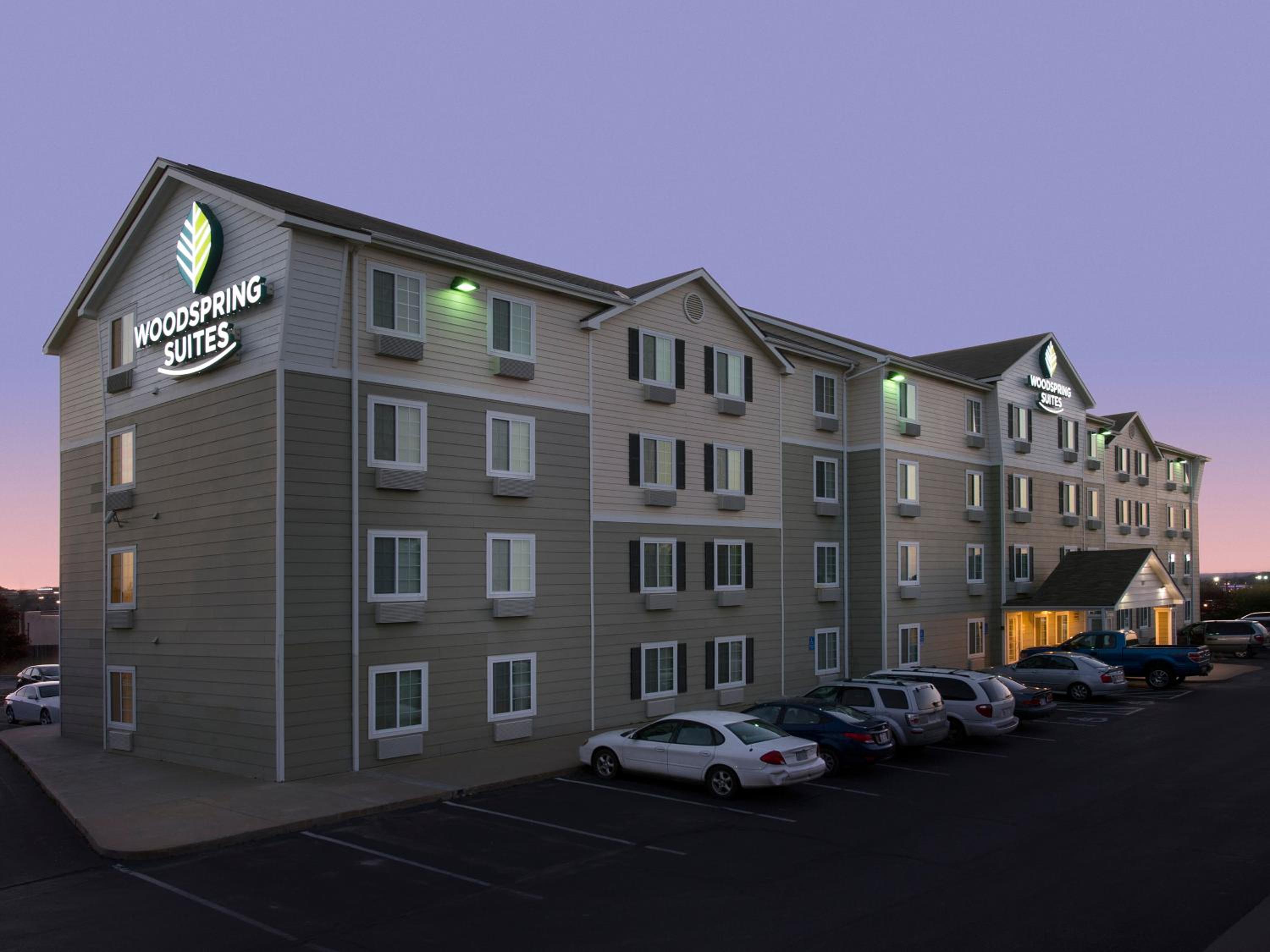WoodSpring Suites Topeka