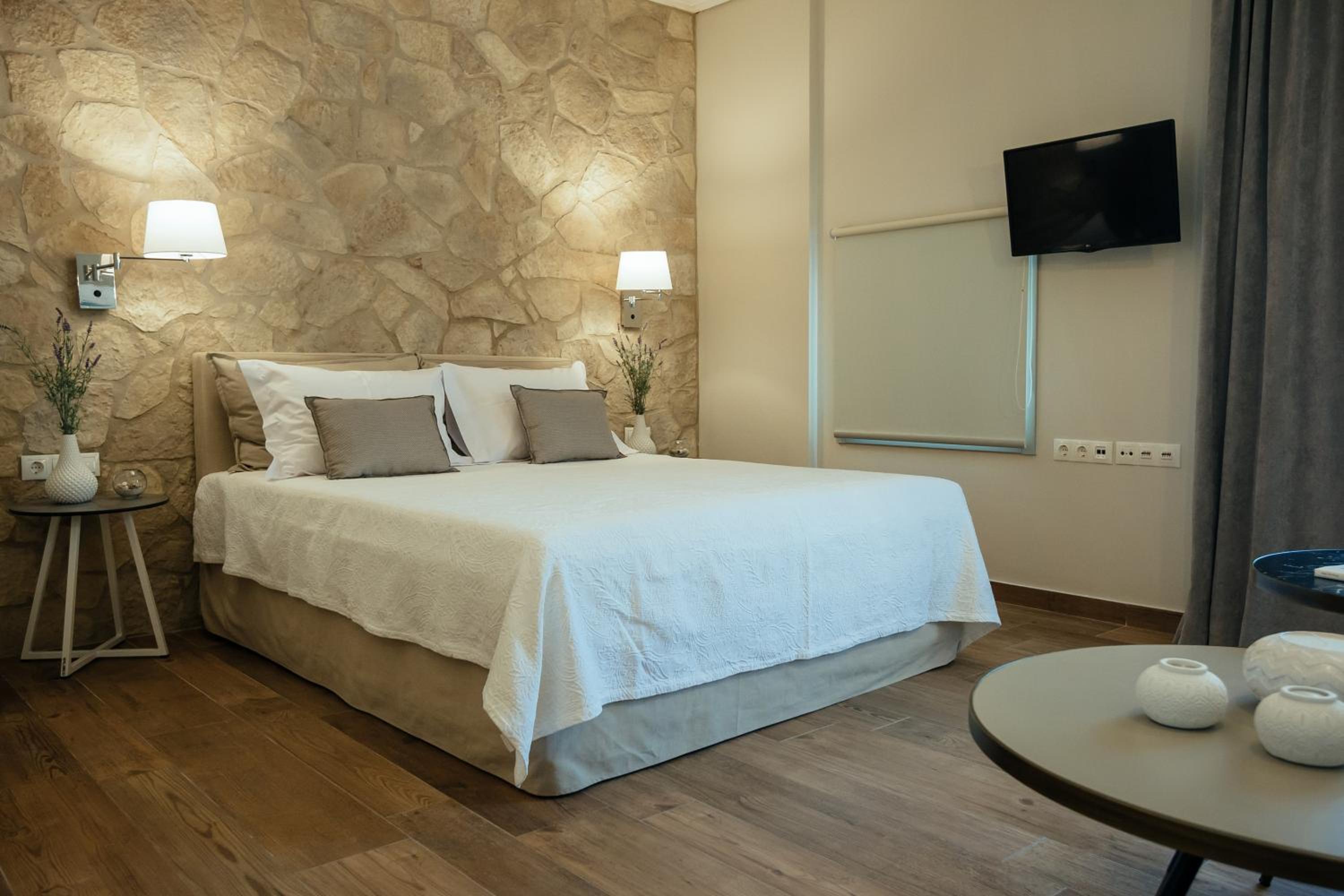 Filoxenion Luxury Rooms & Lofts