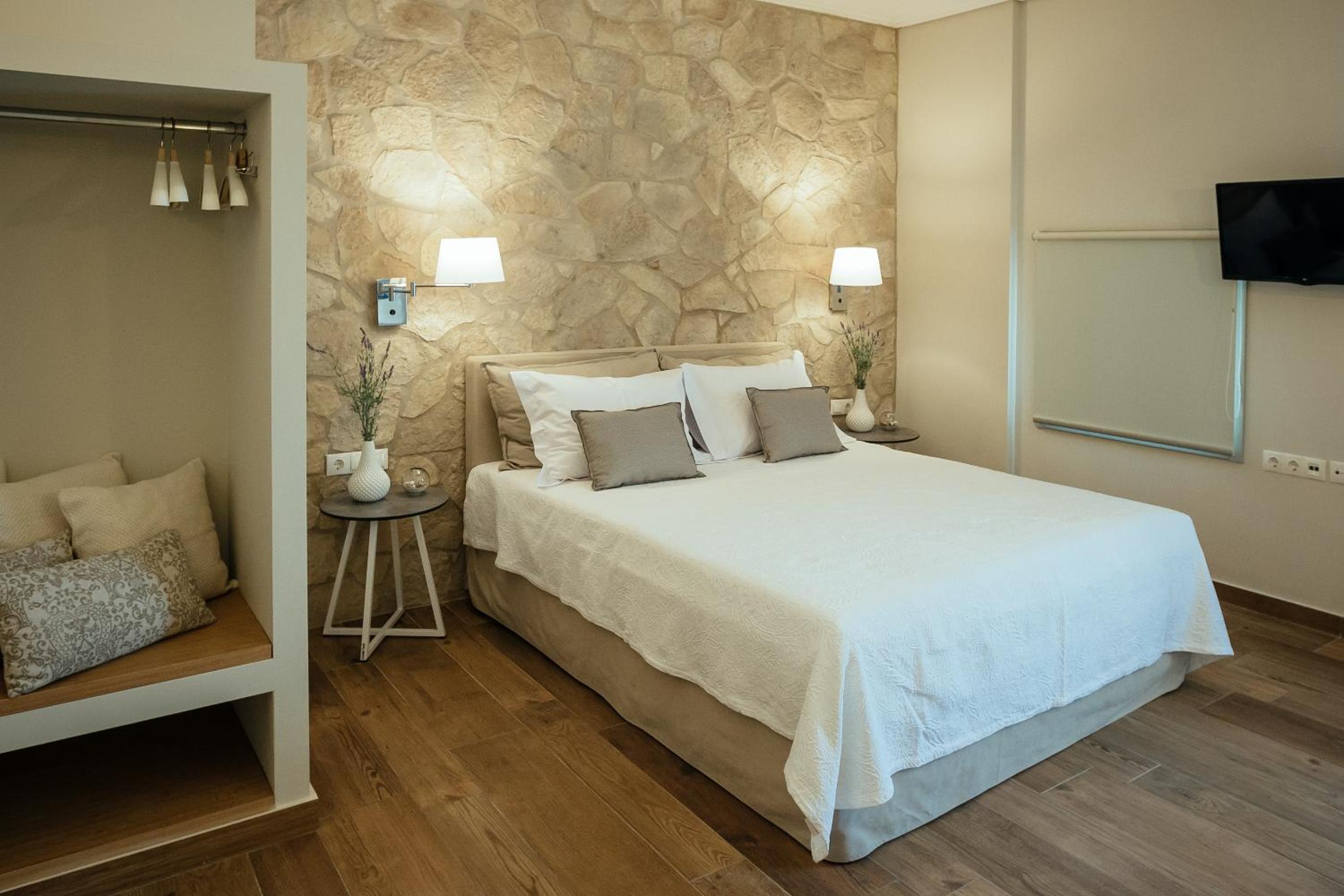 Filoxenion Luxury Rooms & Lofts