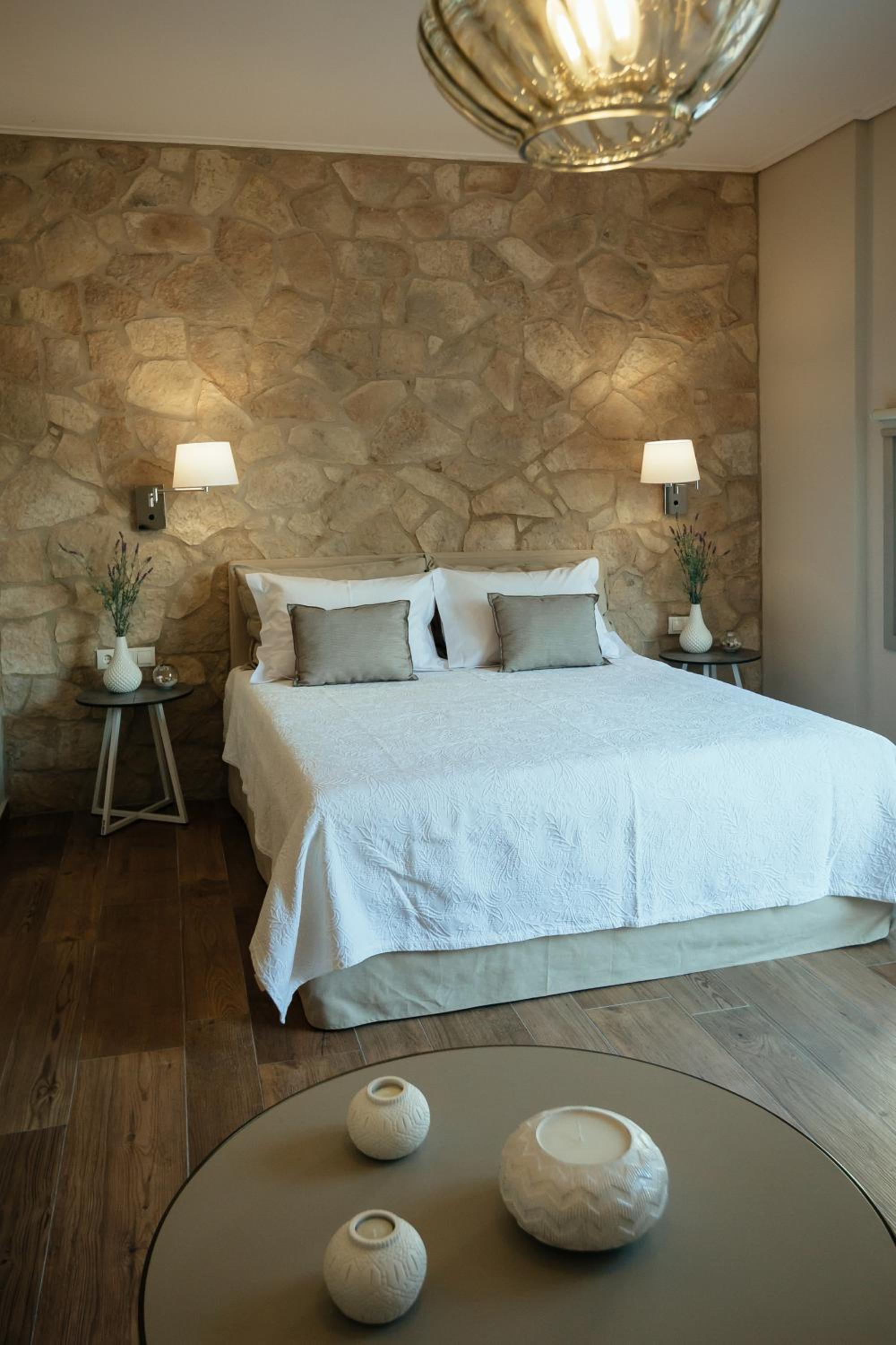 Filoxenion Luxury Rooms & Lofts