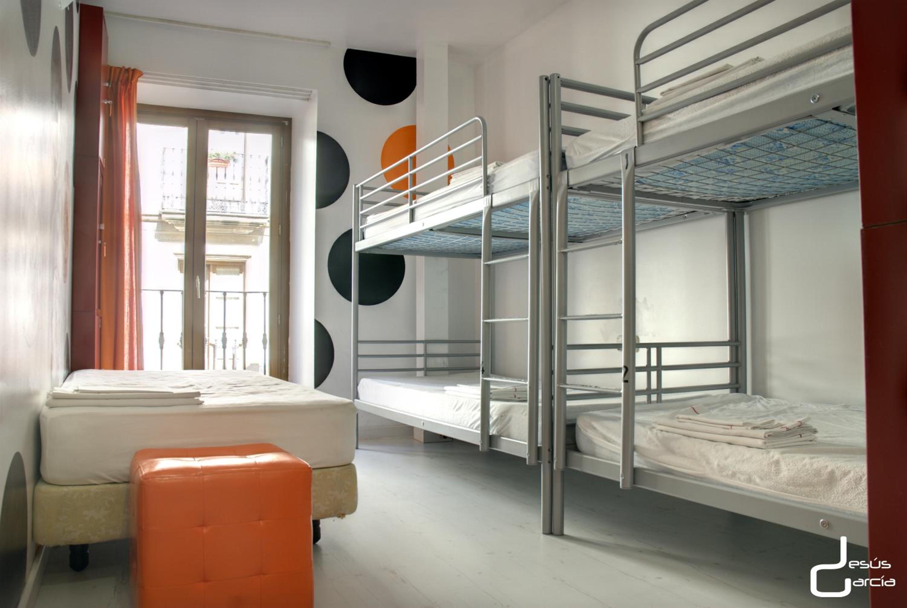 Albergue Revolutum Hostel