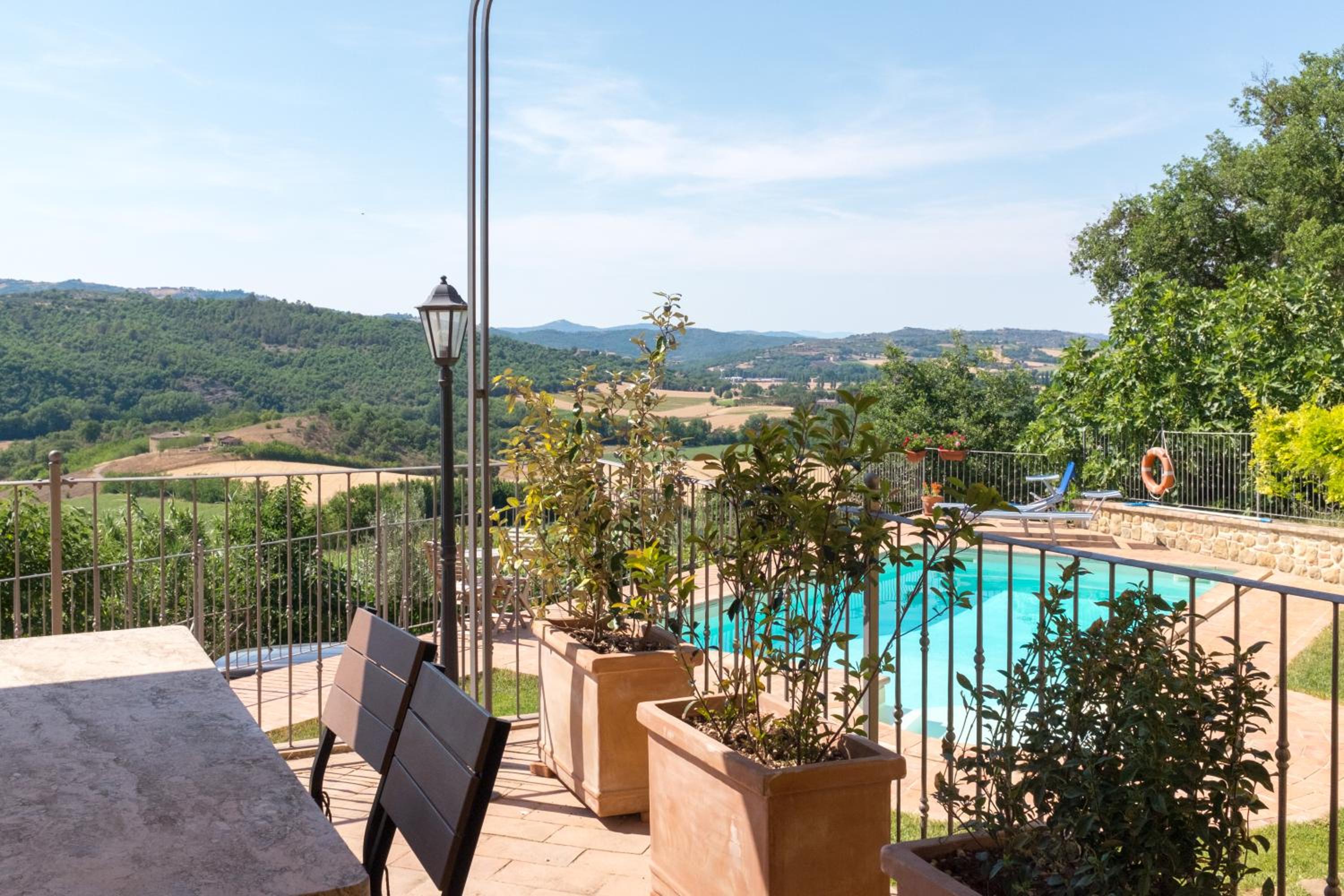 Umbria Country Shelter