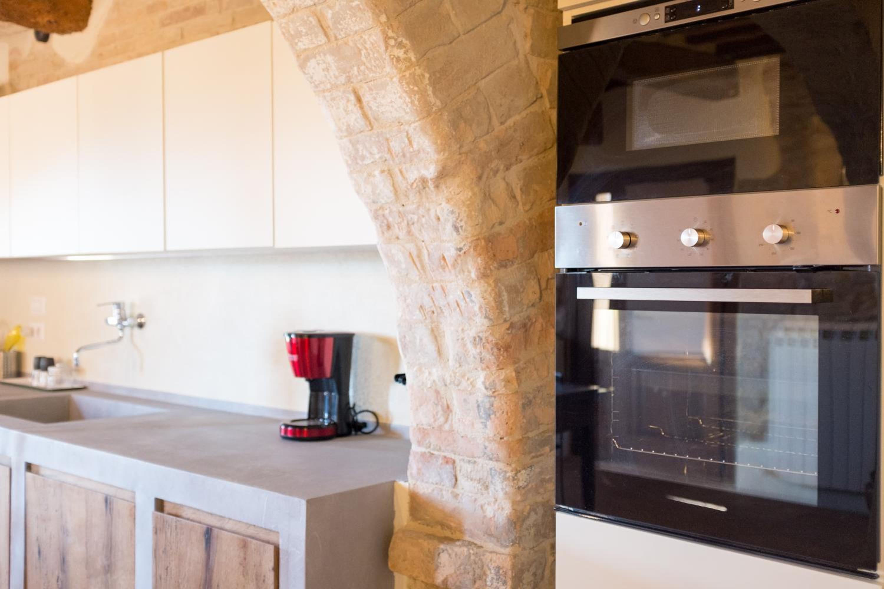Umbria Country Shelter
