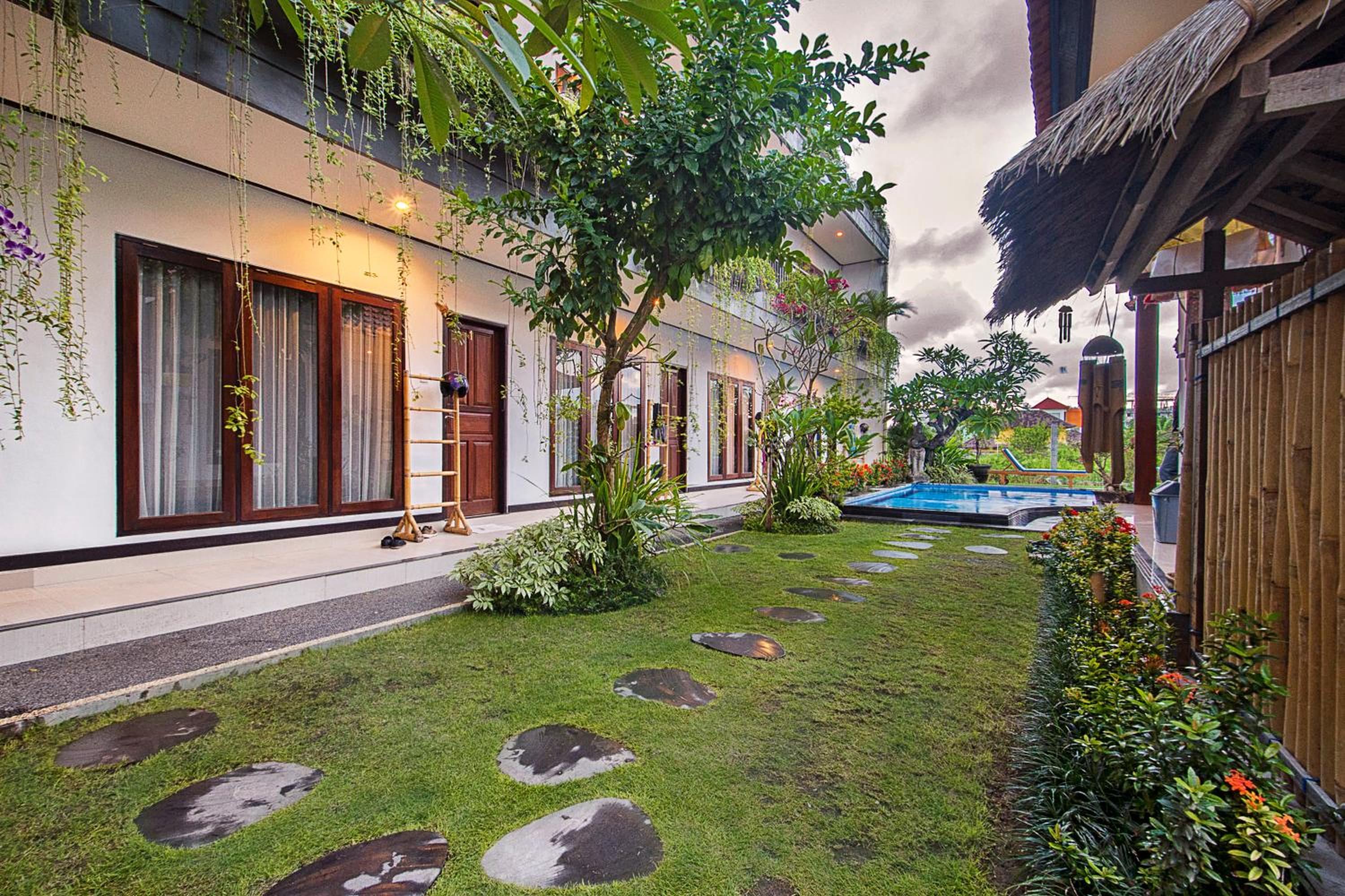 Hotel Bali Full Moon Guest House - Image 1