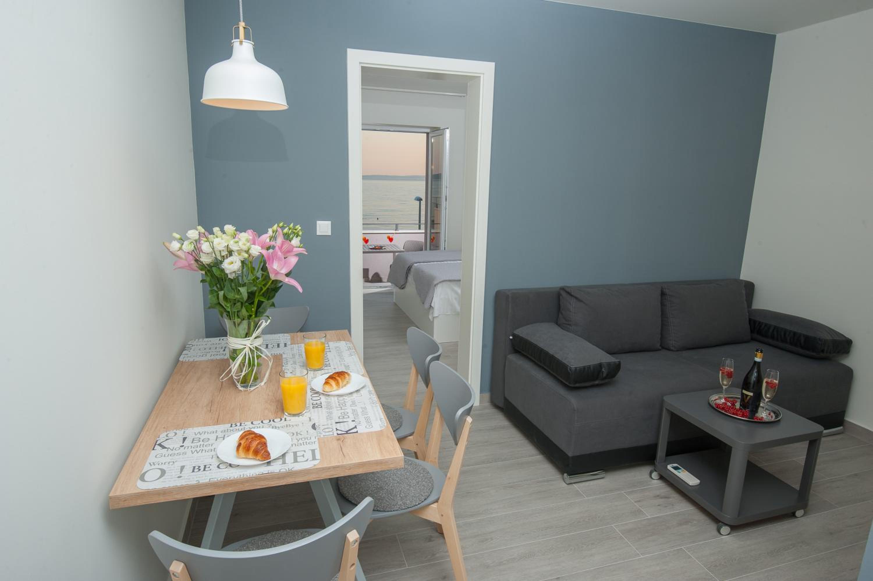 Seaside Luxury Suites