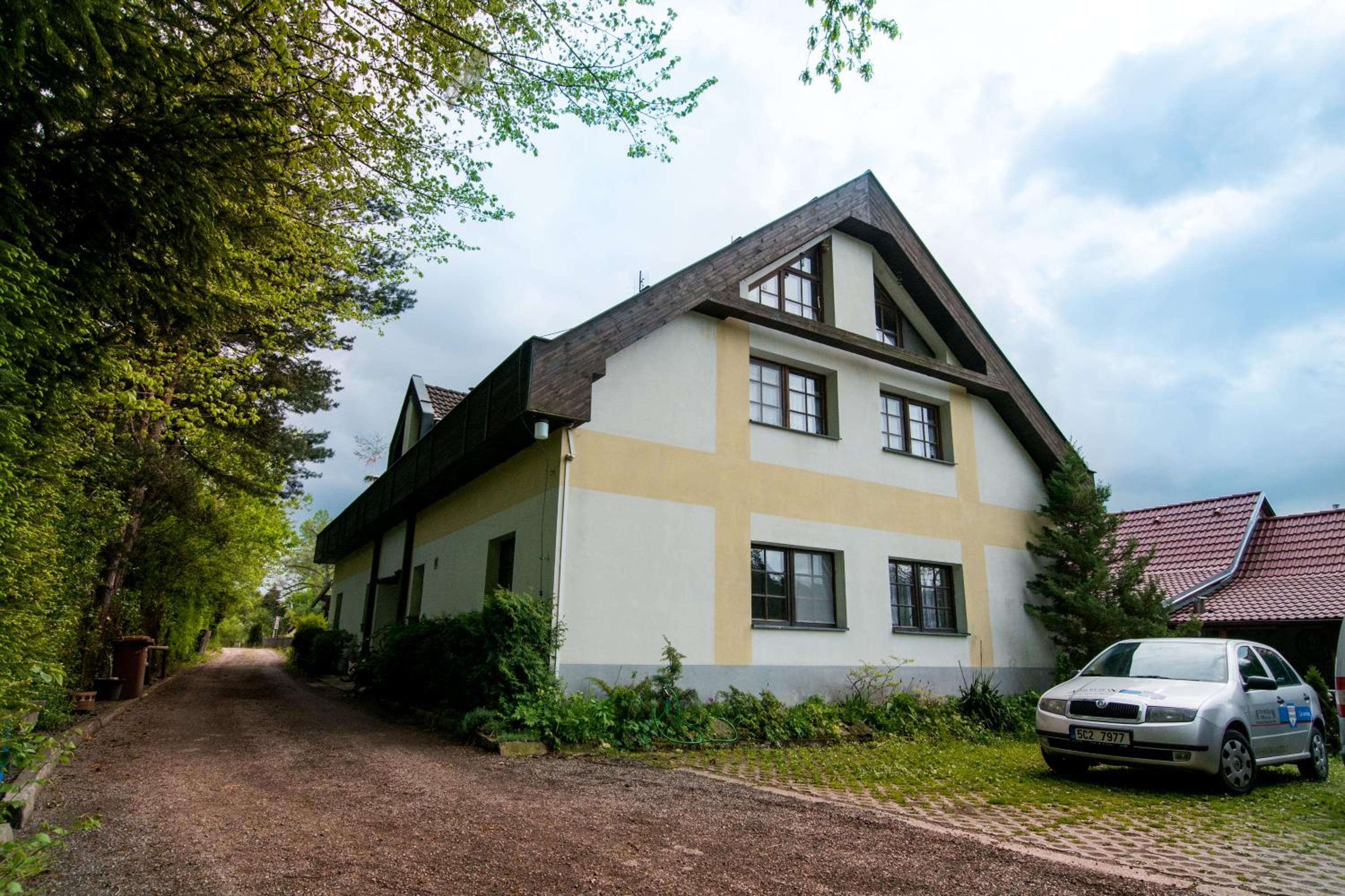 Penzion U kostela Mláka