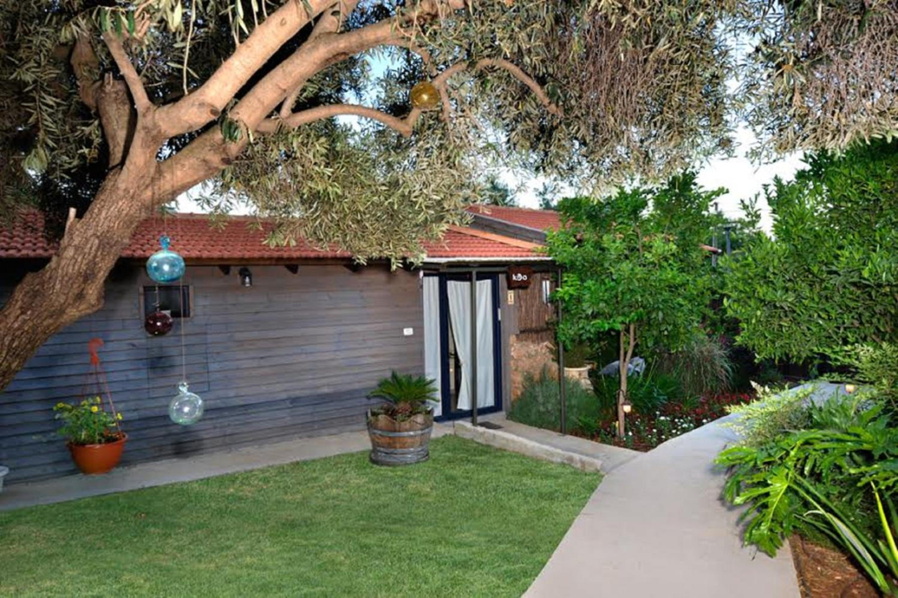 Talia Cabin Guest & Spa