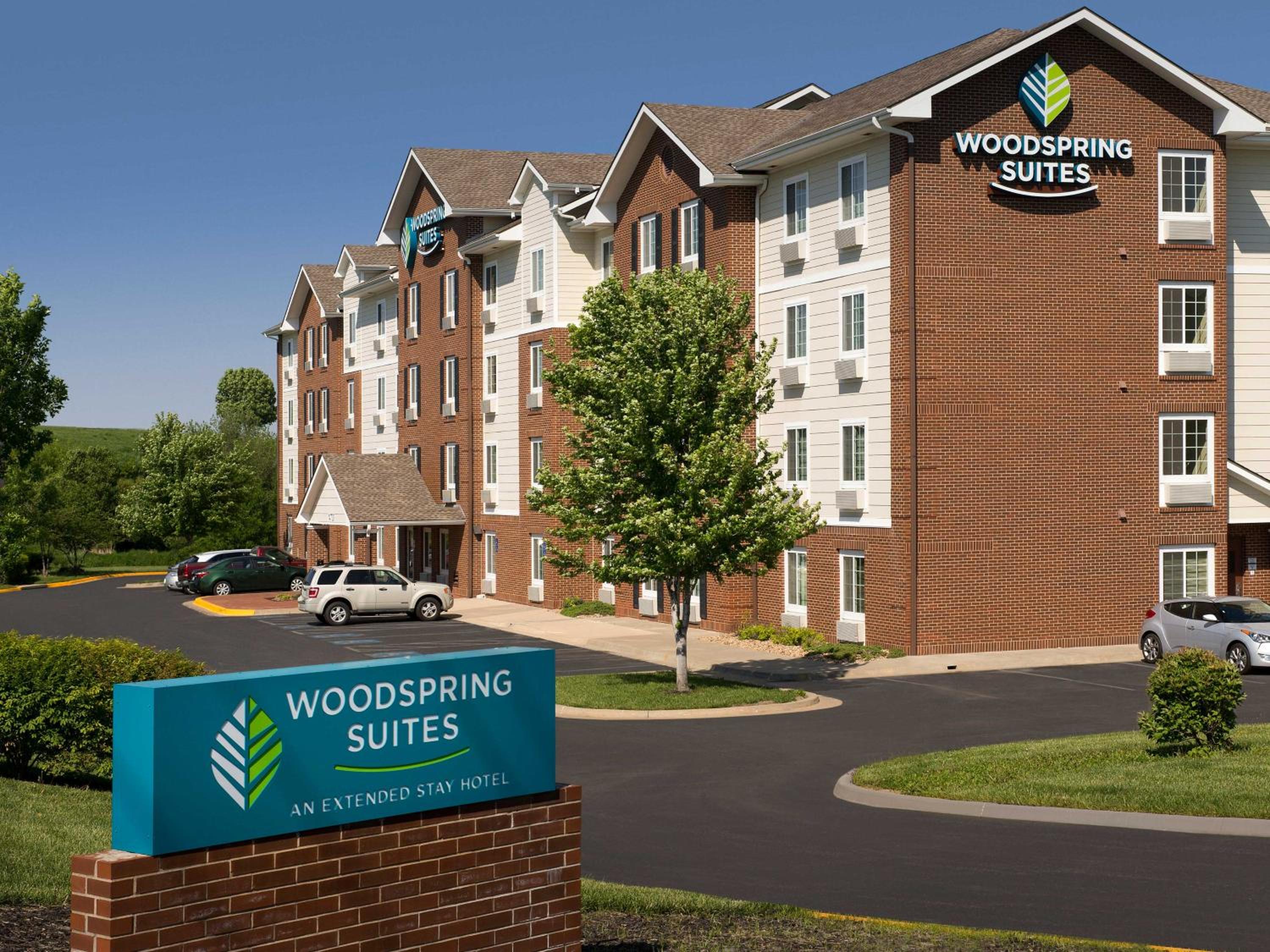 WoodSpring Suites Kansas City Lenexa - Property Image 1