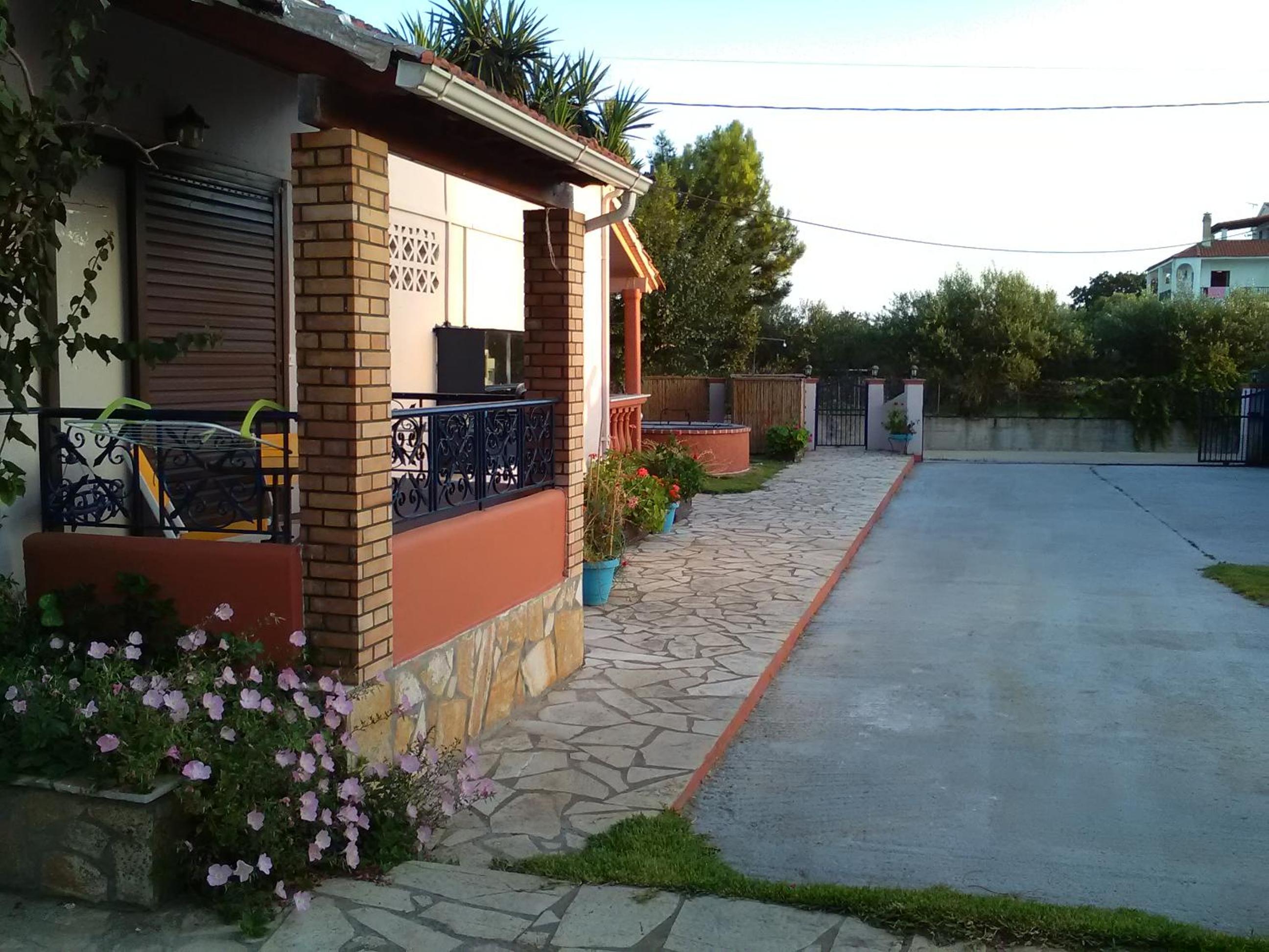 Photo 52