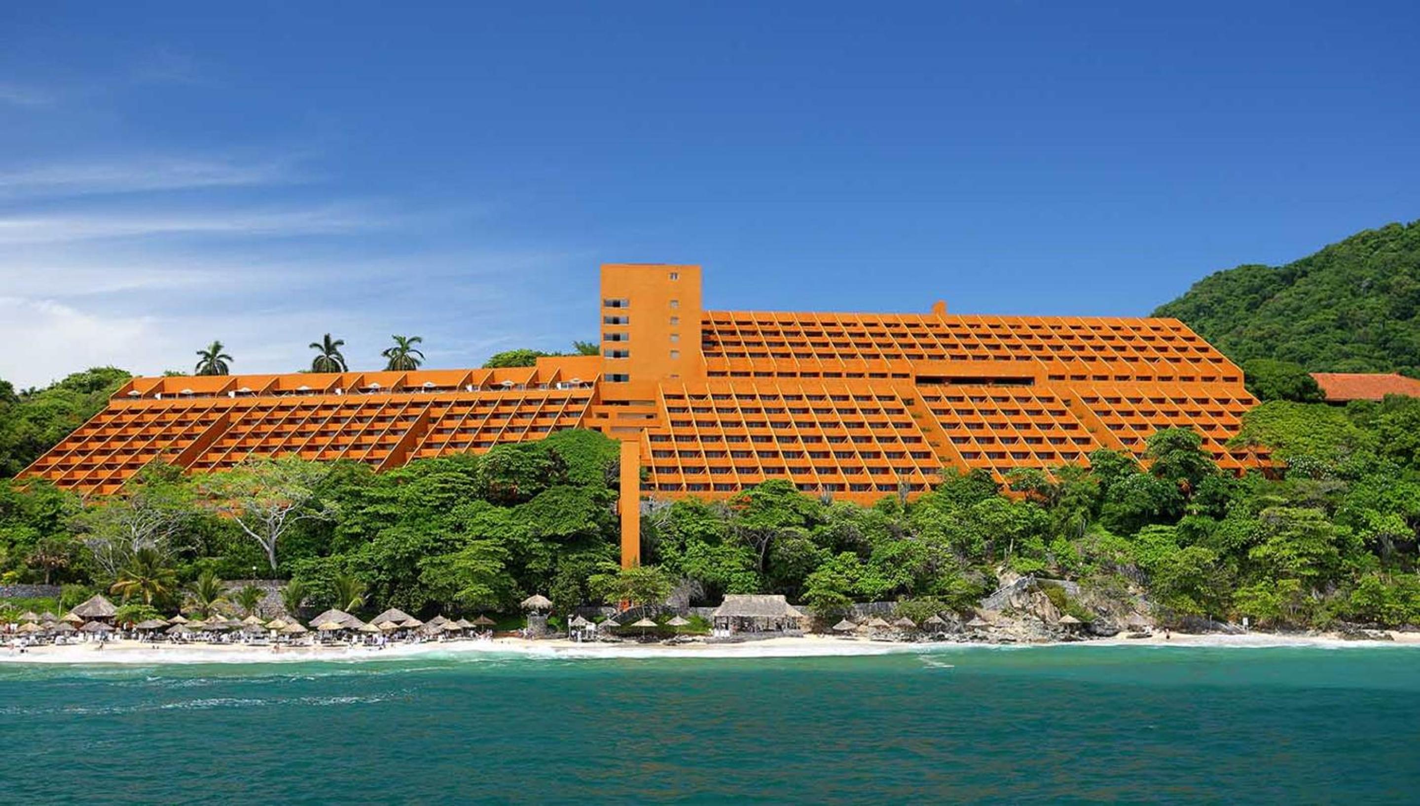 Las Brisas Ixtapa - Property Image 1