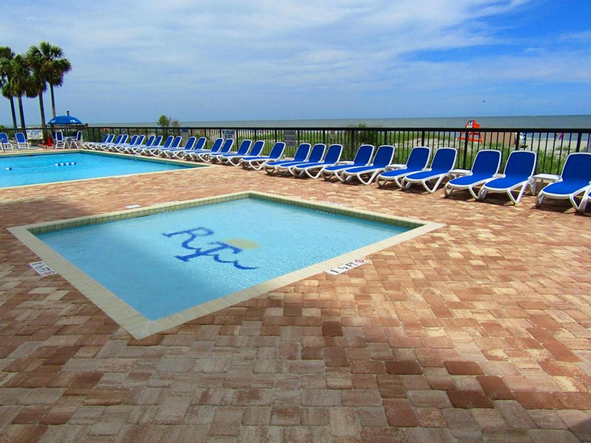 Club Regency at Regency Towers 3