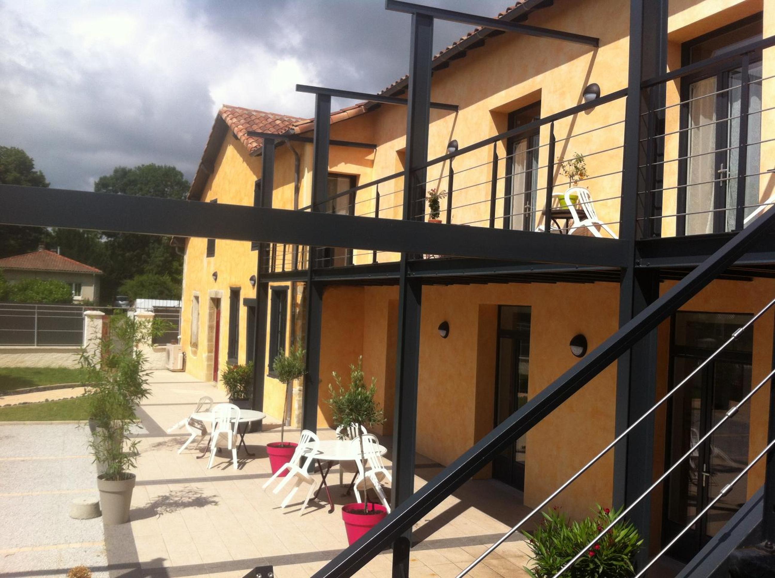 La Petite Ecole