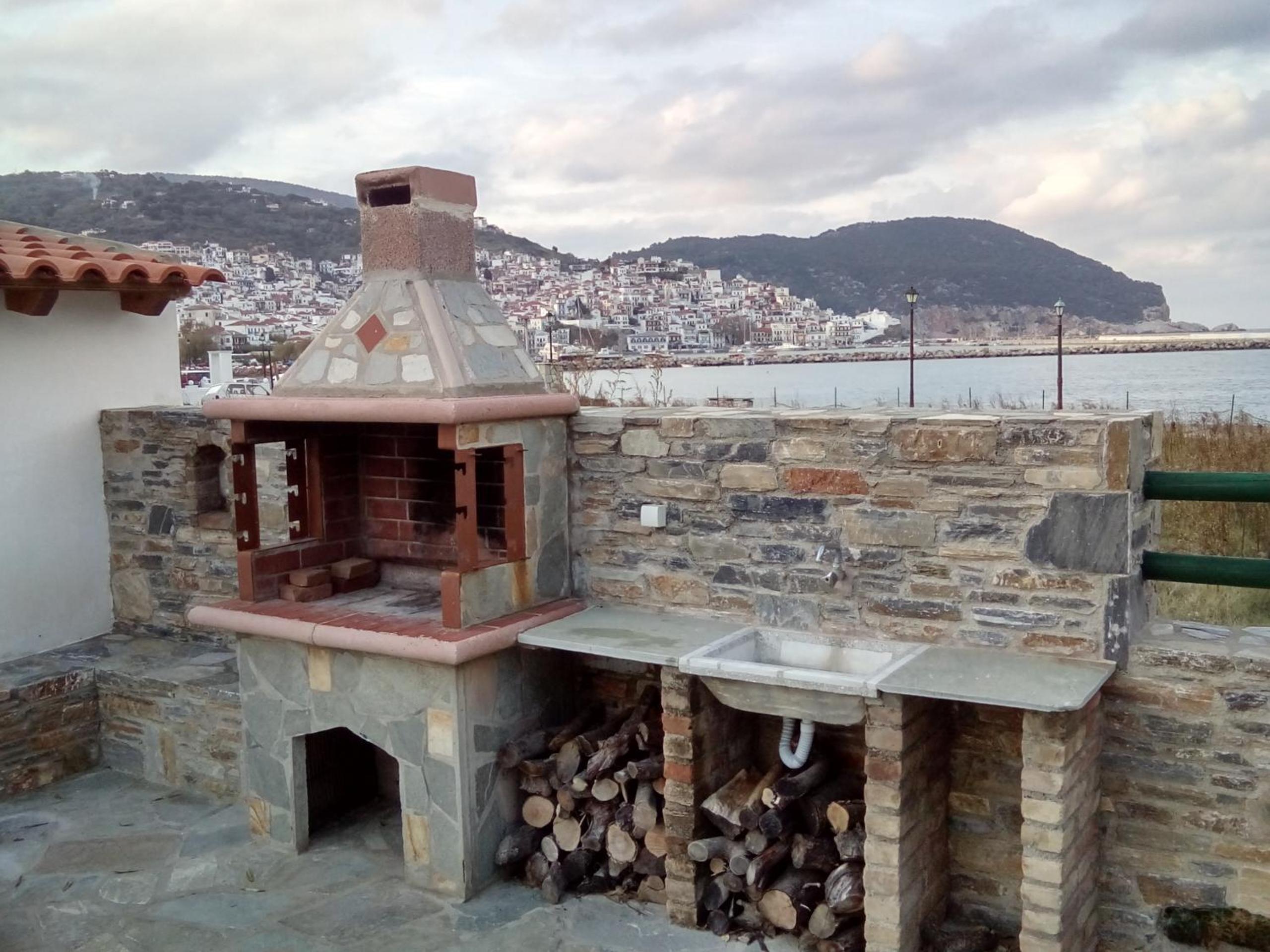 ANTONIOS Skopelos studios apartments
