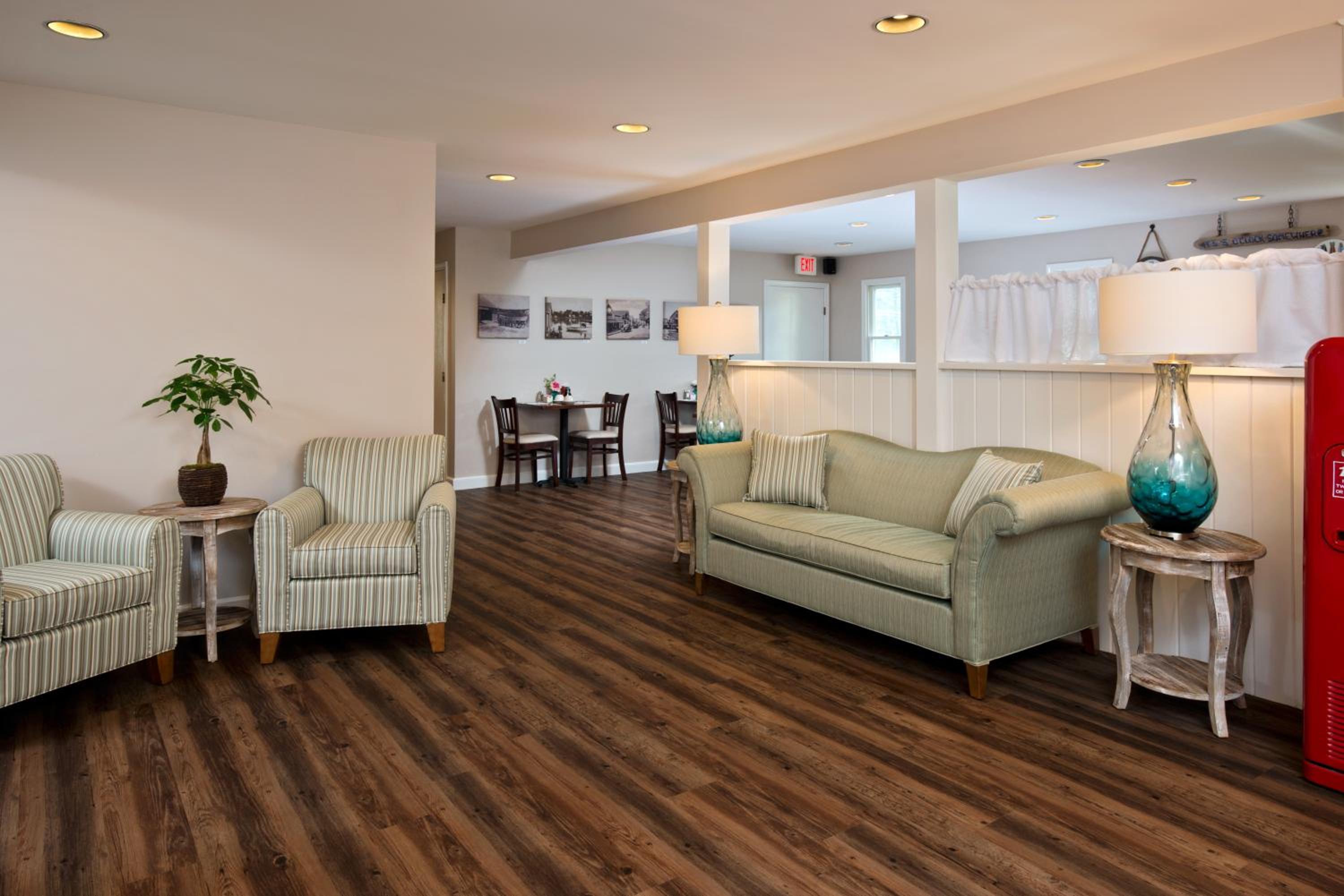 Wellfleet Motel & Lodge