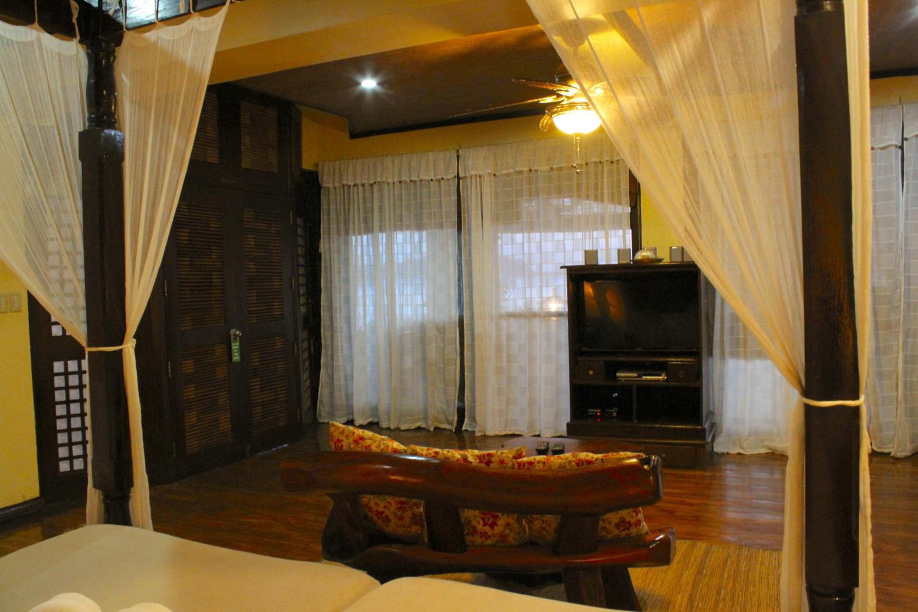 Nabulao Beach Resort