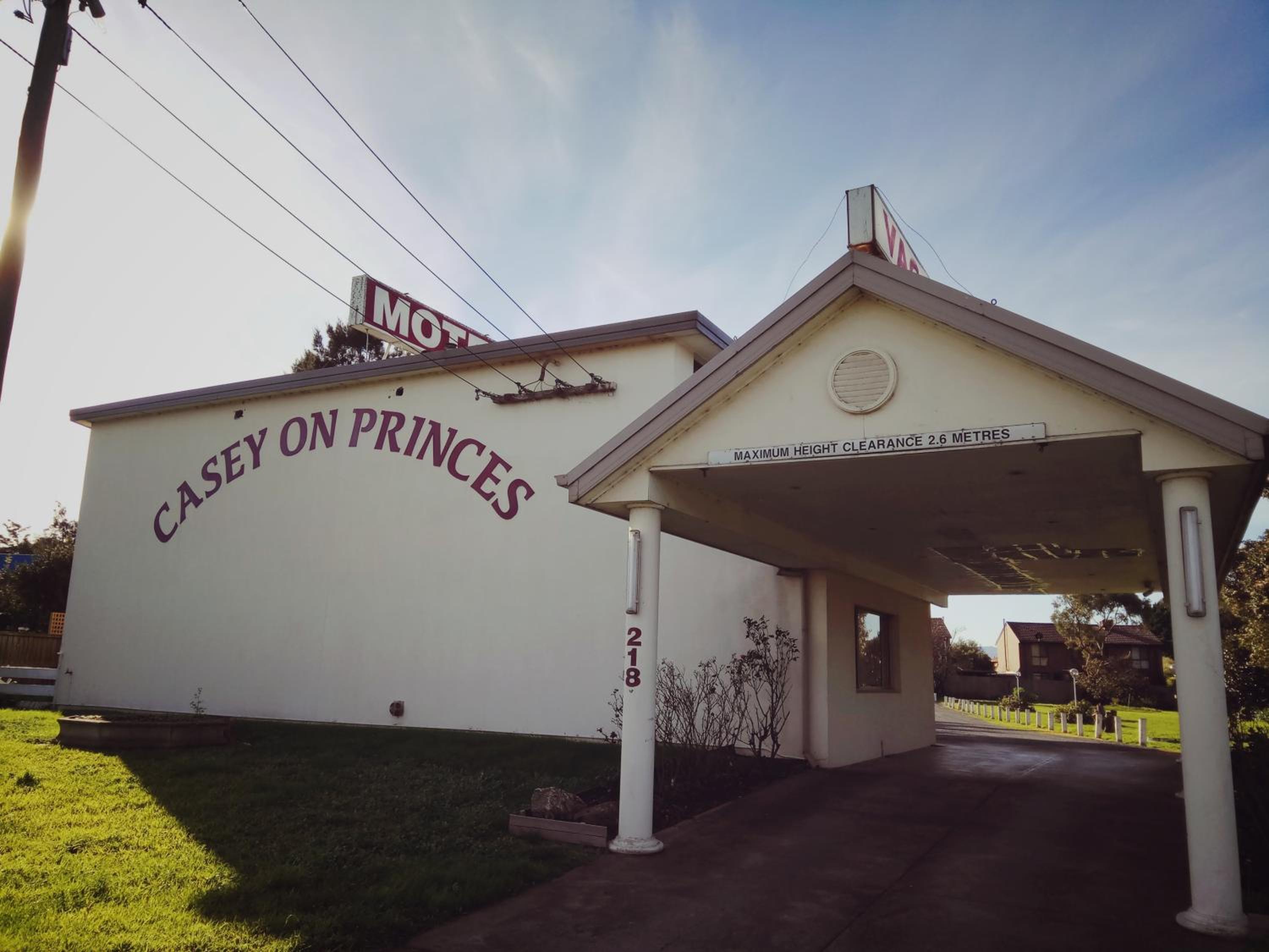 Hotel Casey on Princes Motel - Image 1
