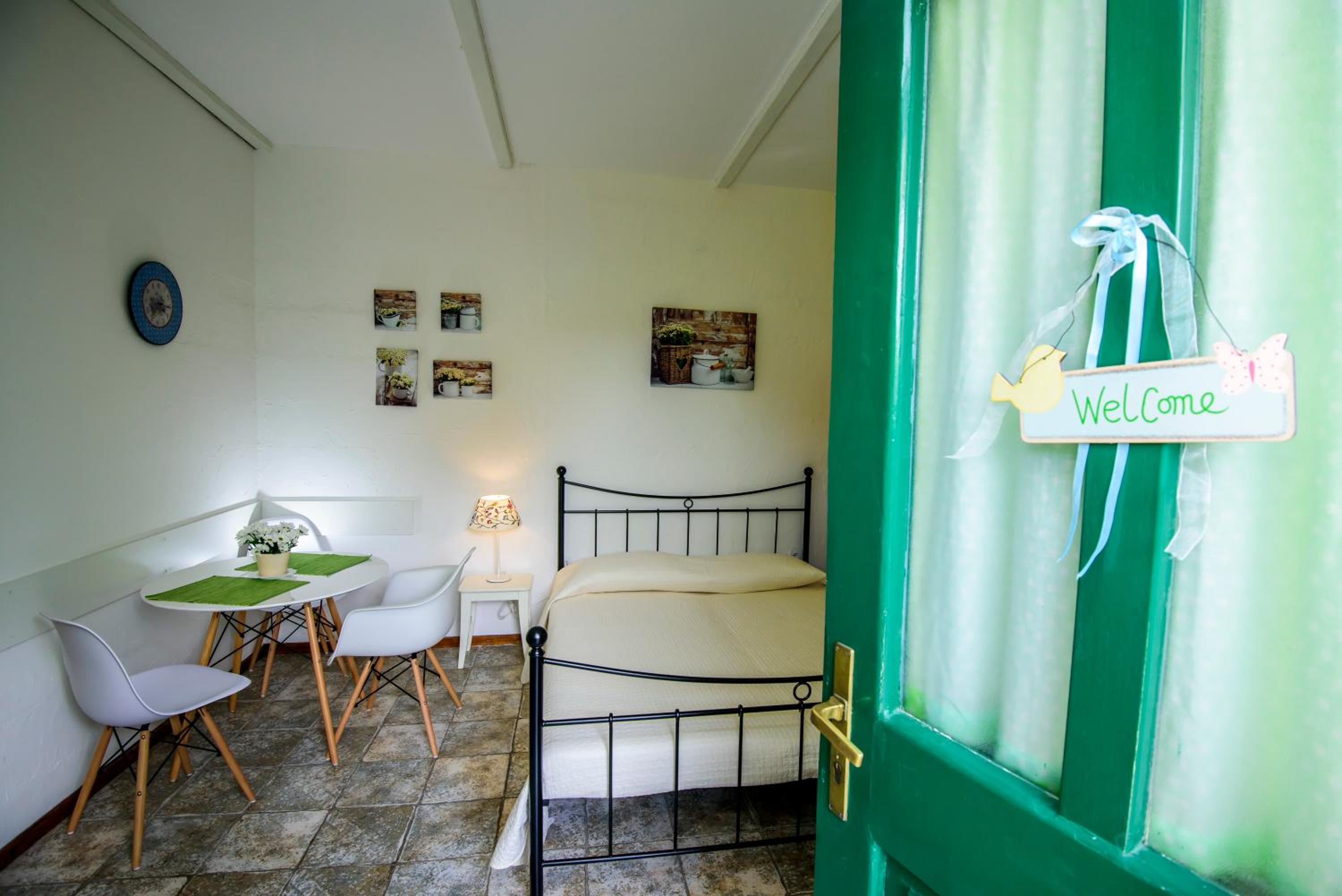 Rustica Apartments