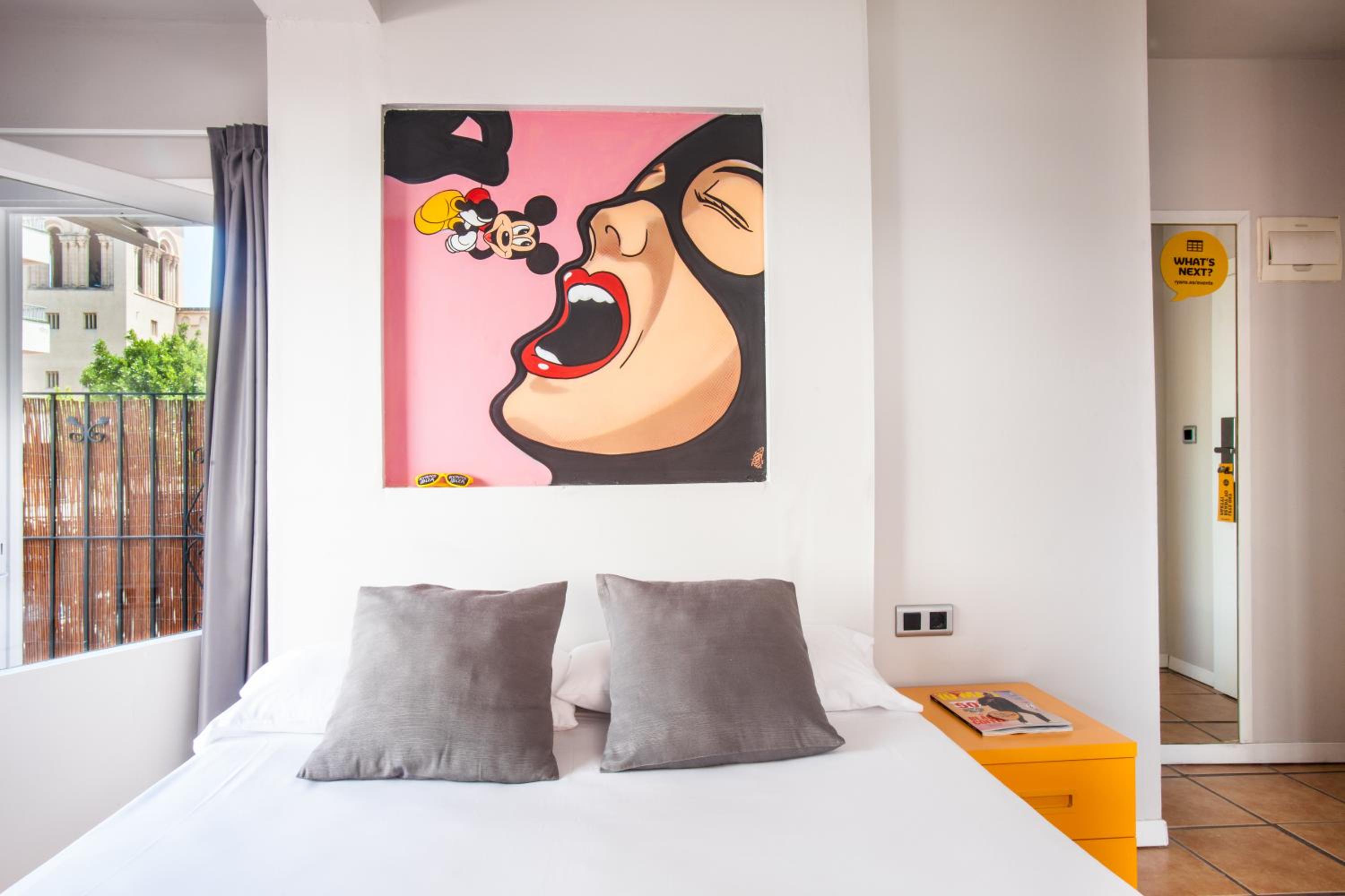 Ten Hostel