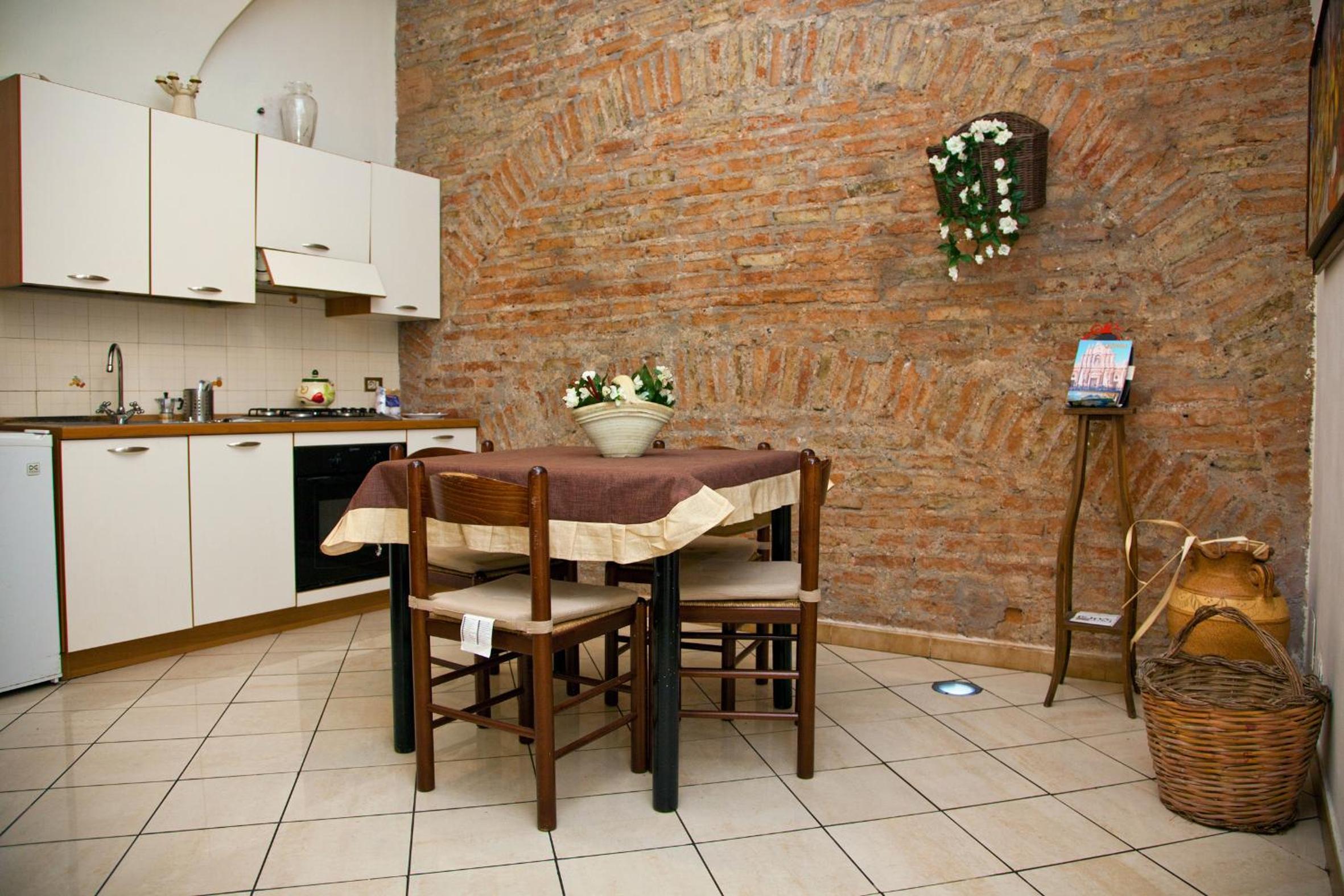 B&B Garibaldi en Catania — kitchen