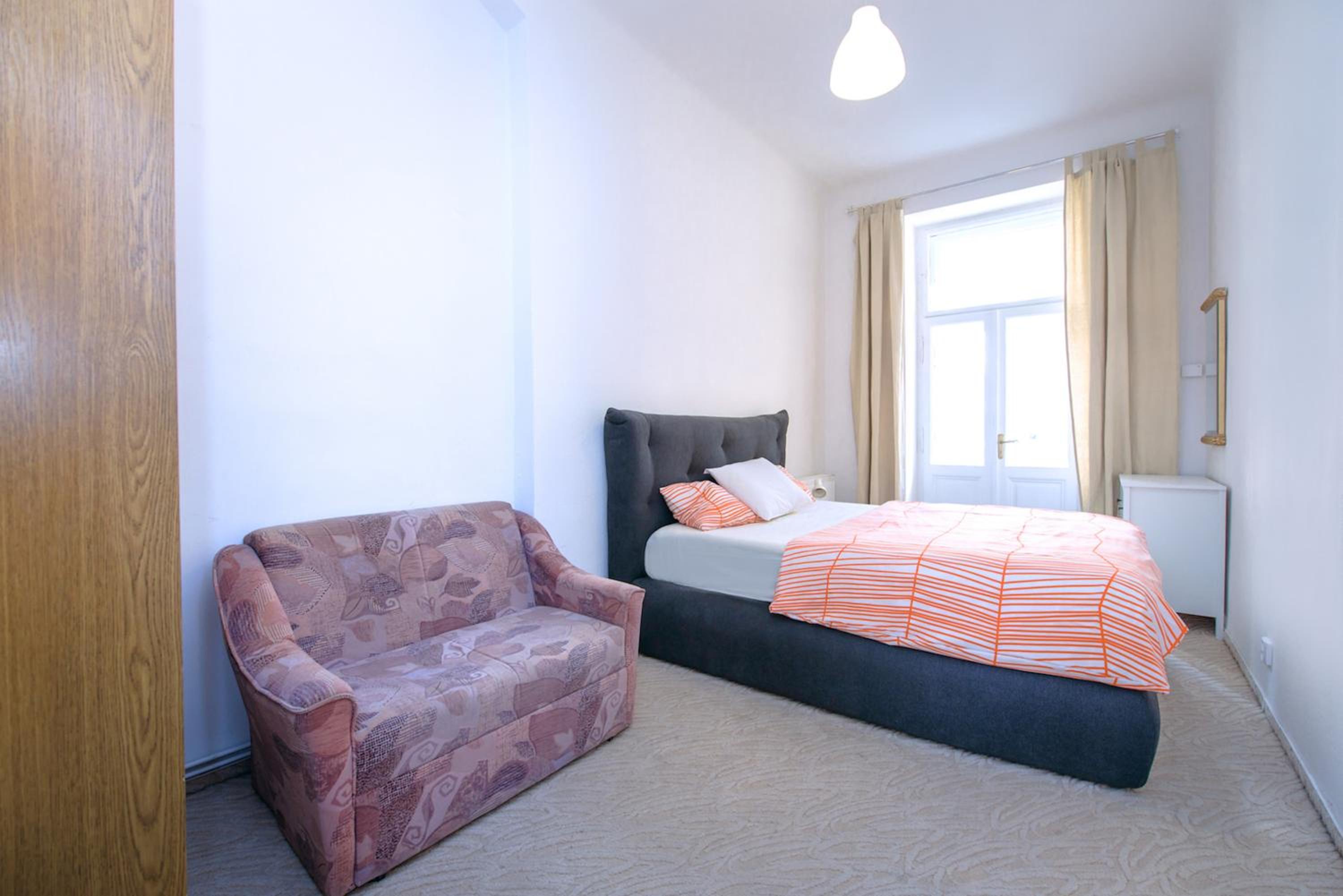 Apartments Vezenska