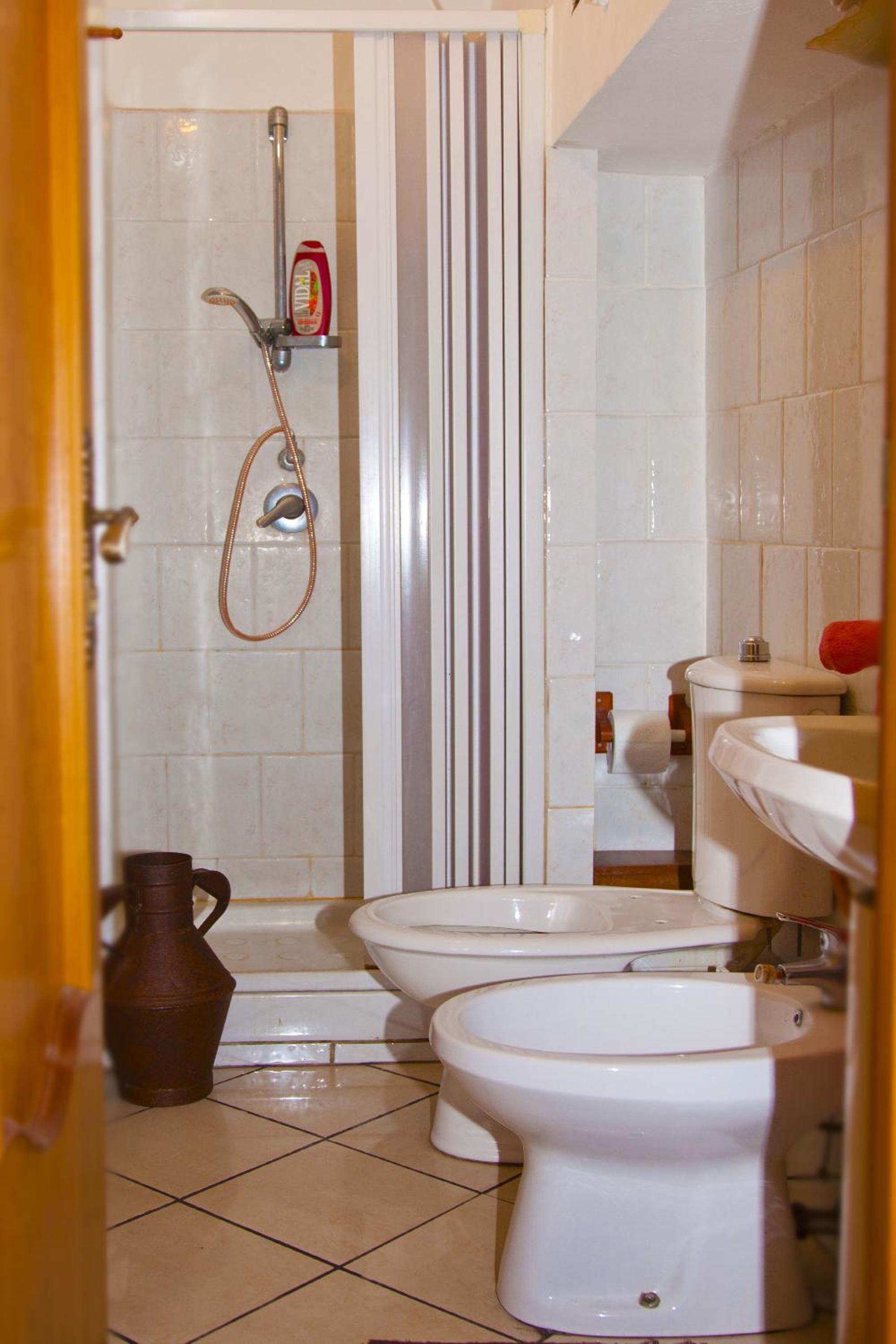 B&B Garibaldi en Catania — bathroom