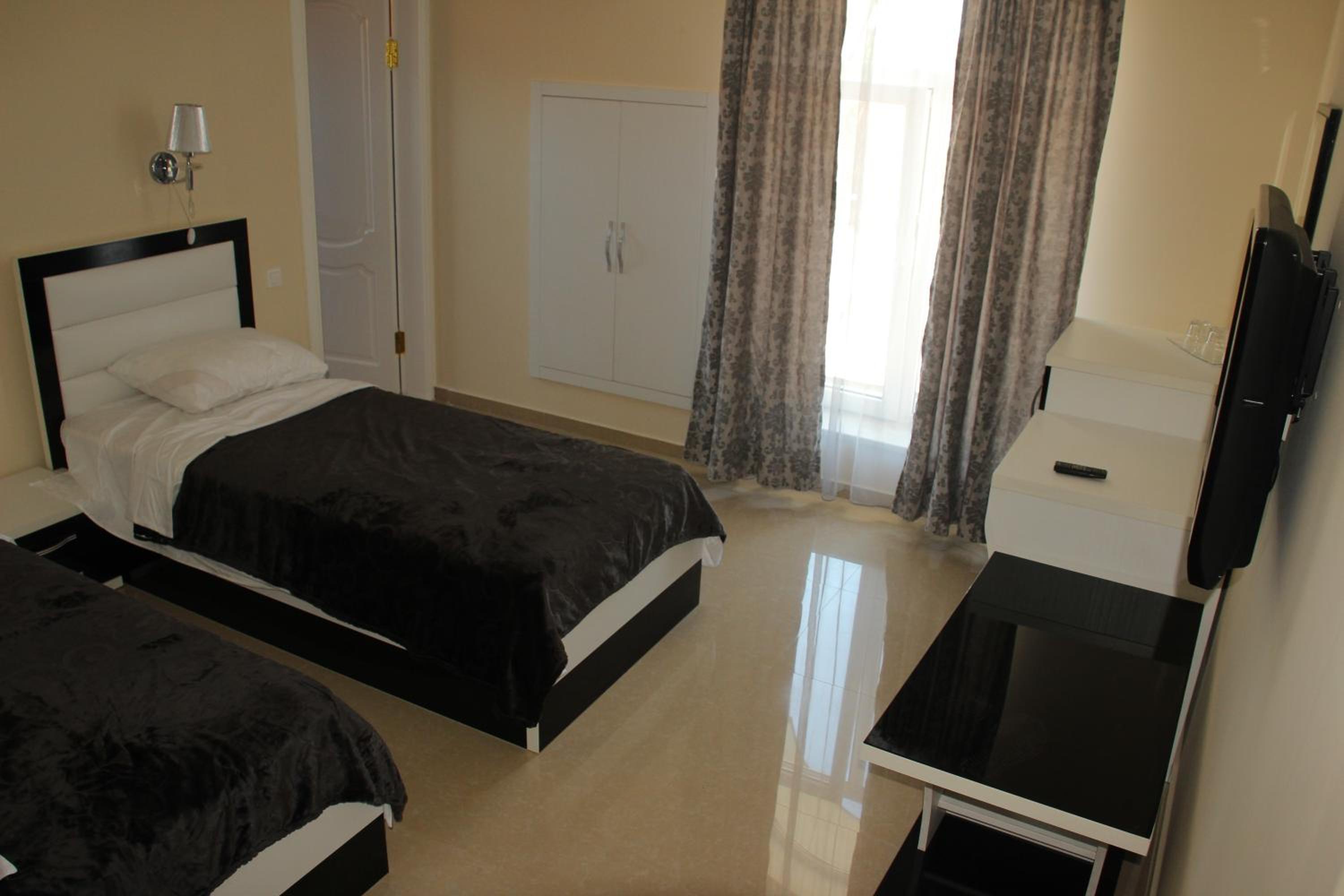 Photo 27