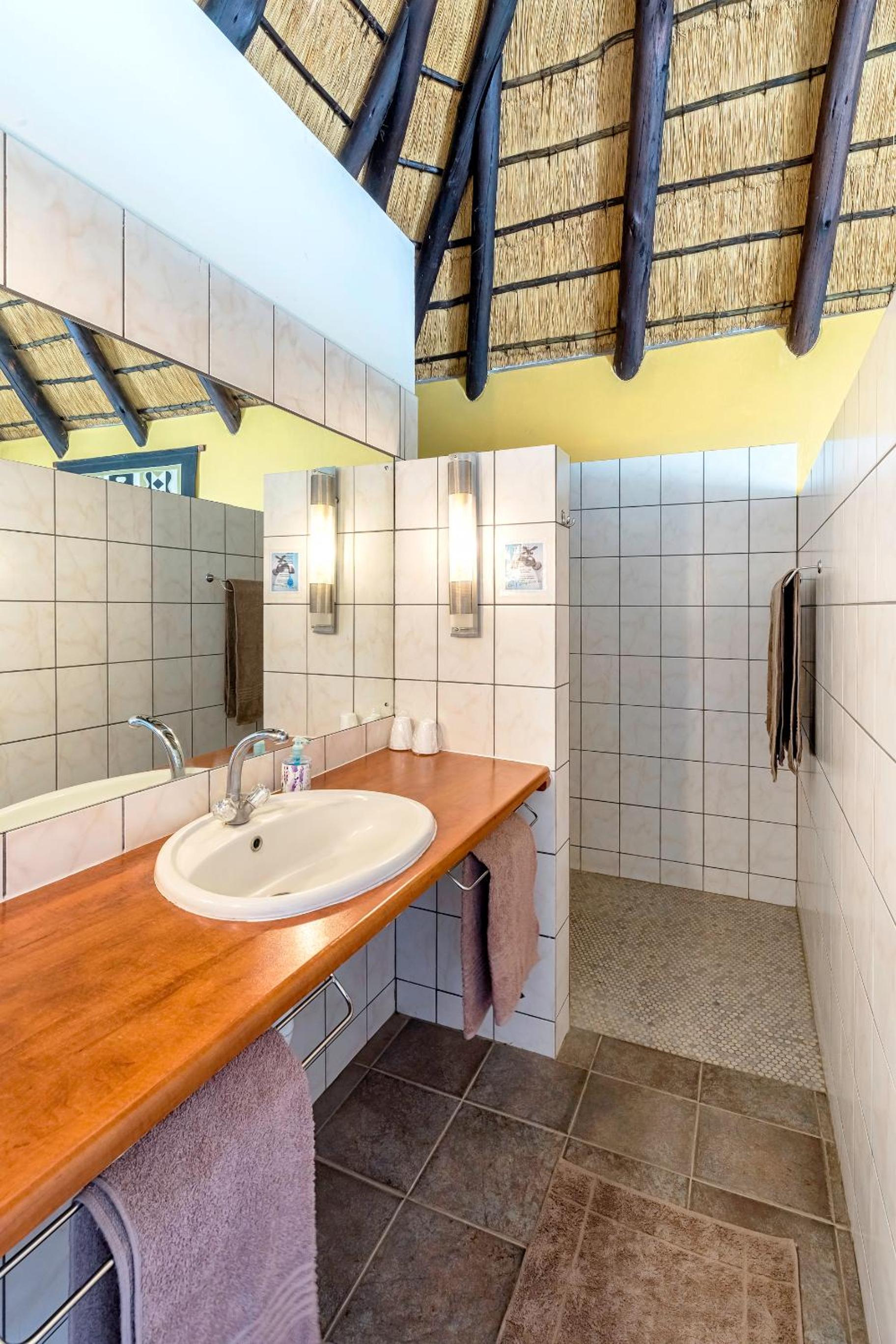 Trans Kalahari Inn