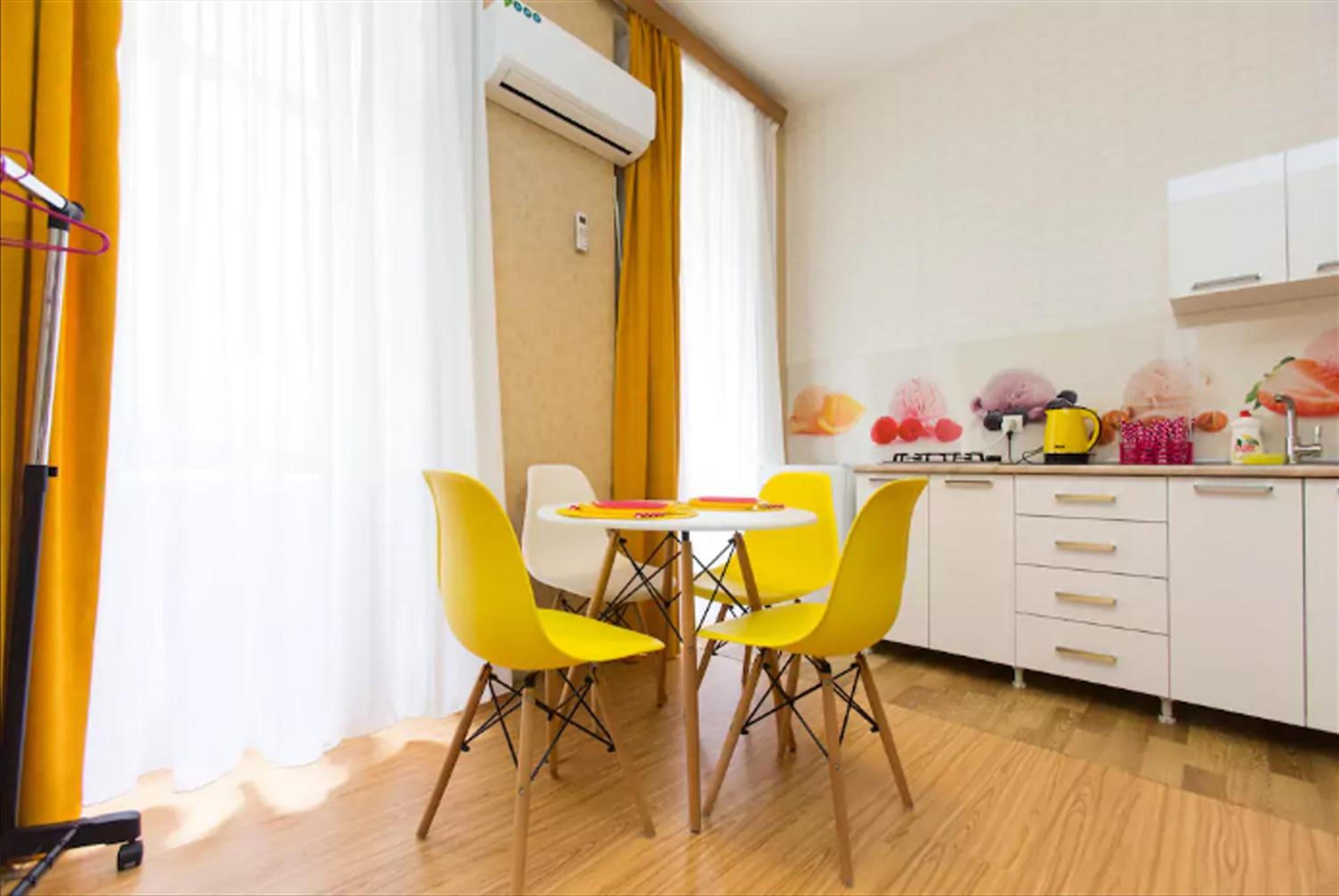 Pop Art Studio Apartment view 3
