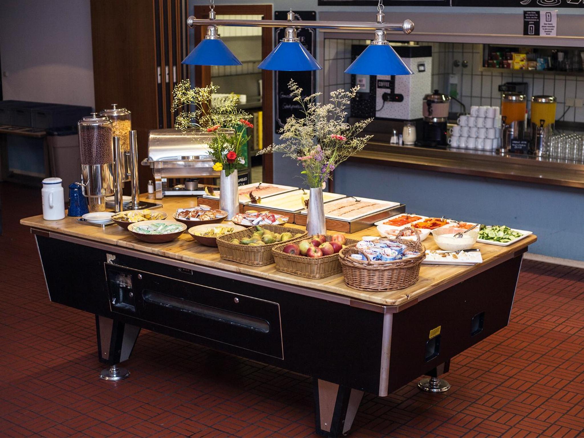 Amstel House Hostel