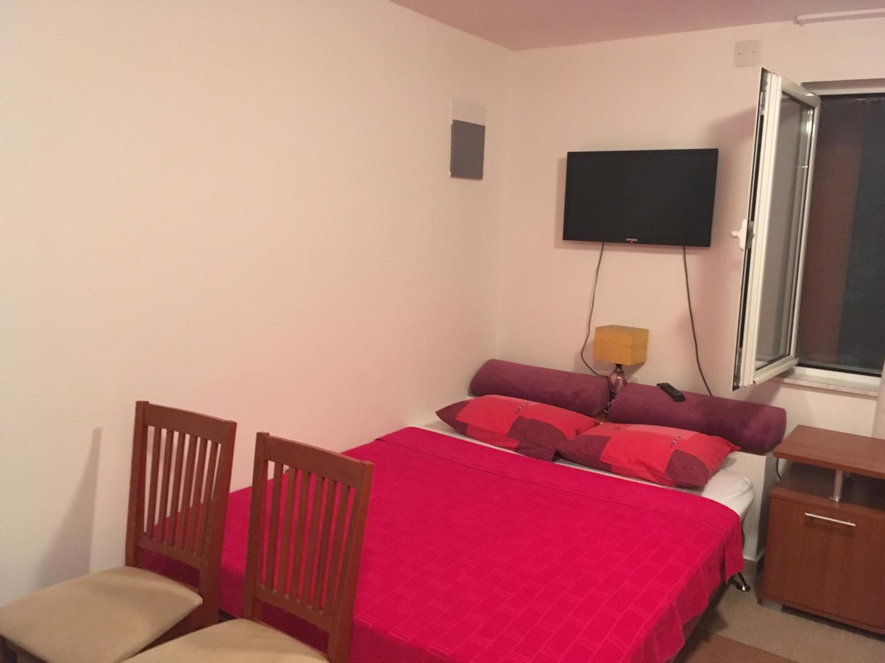 Apartments Zvicer - Milica