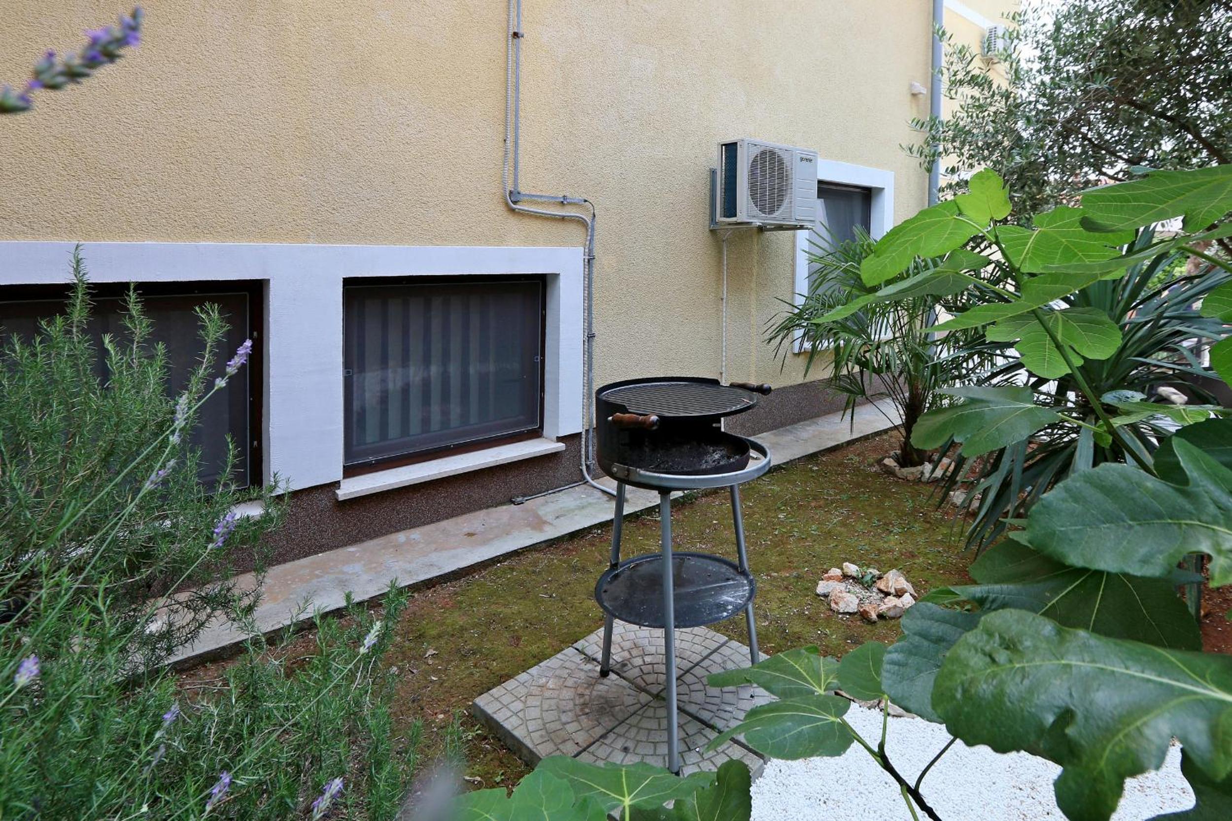 Apartments Intiv view 3