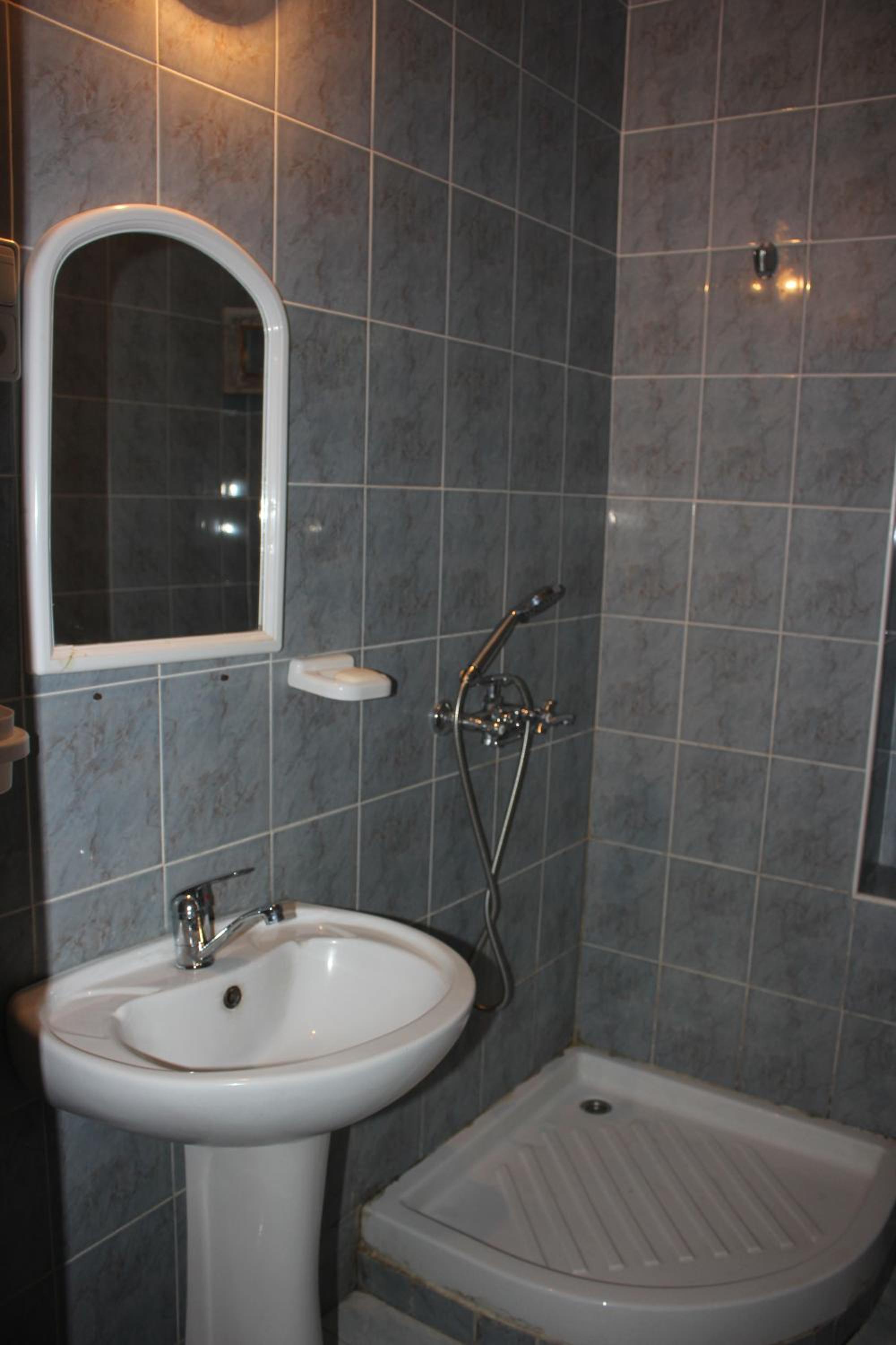 Photo 42