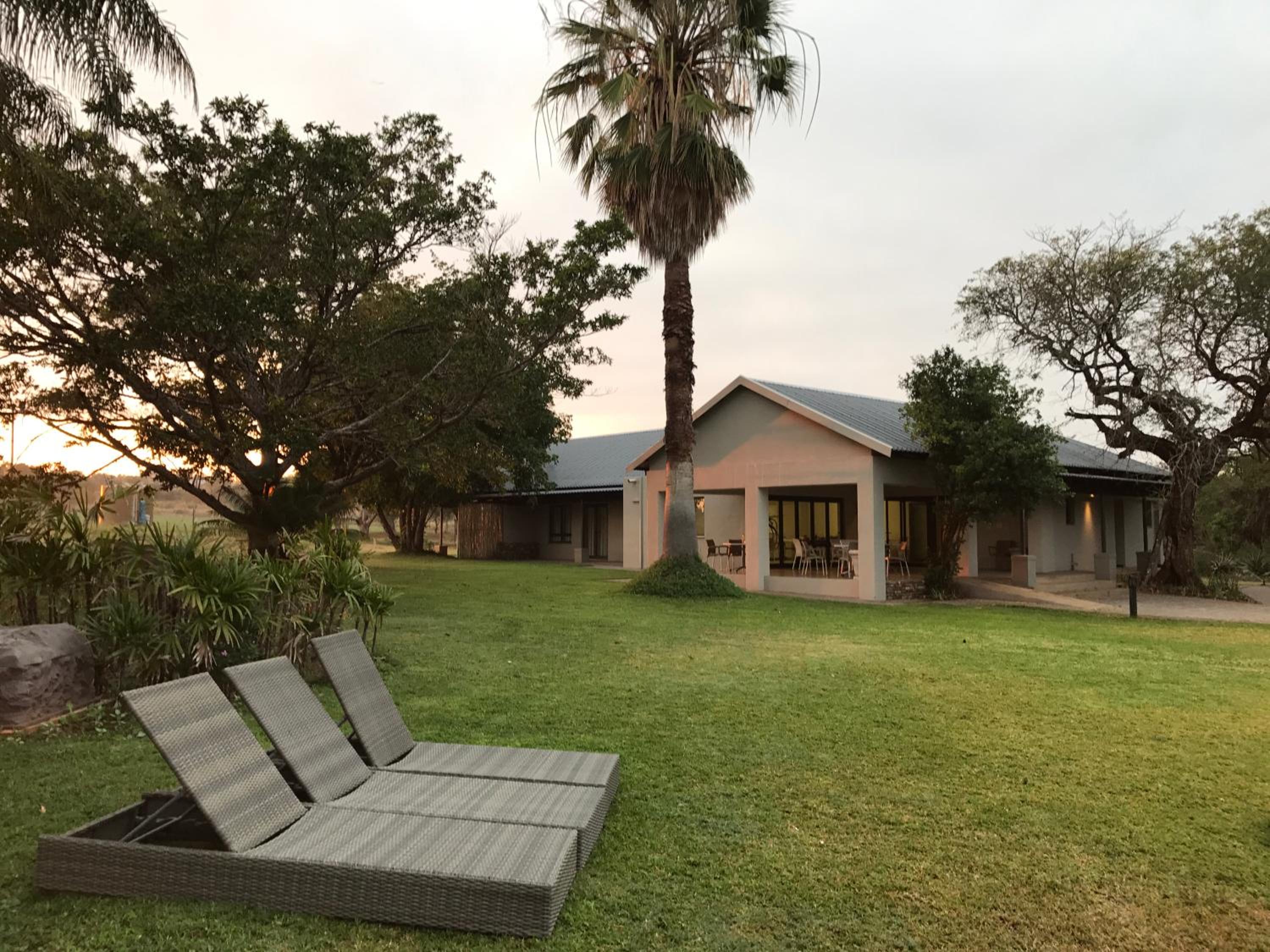 Hamiltons Lodge & Restaurant