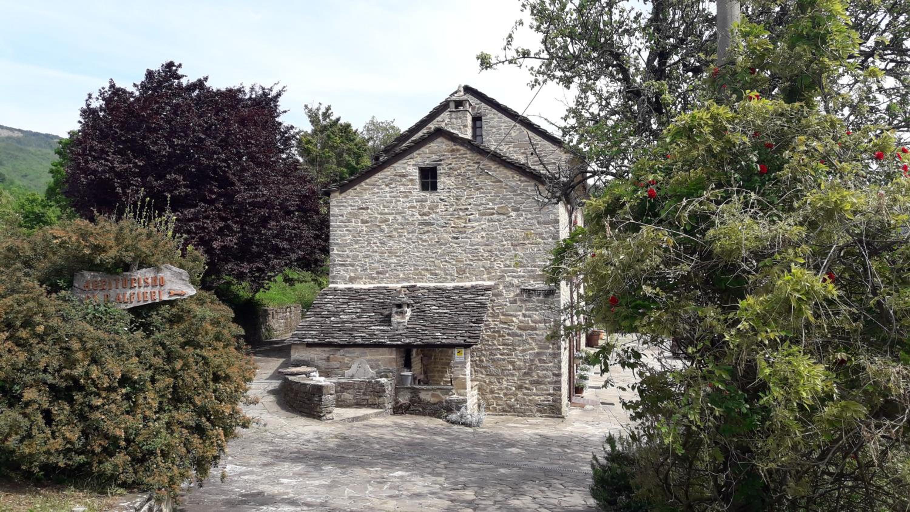 Ca' d'Alfieri, Fotografia 11