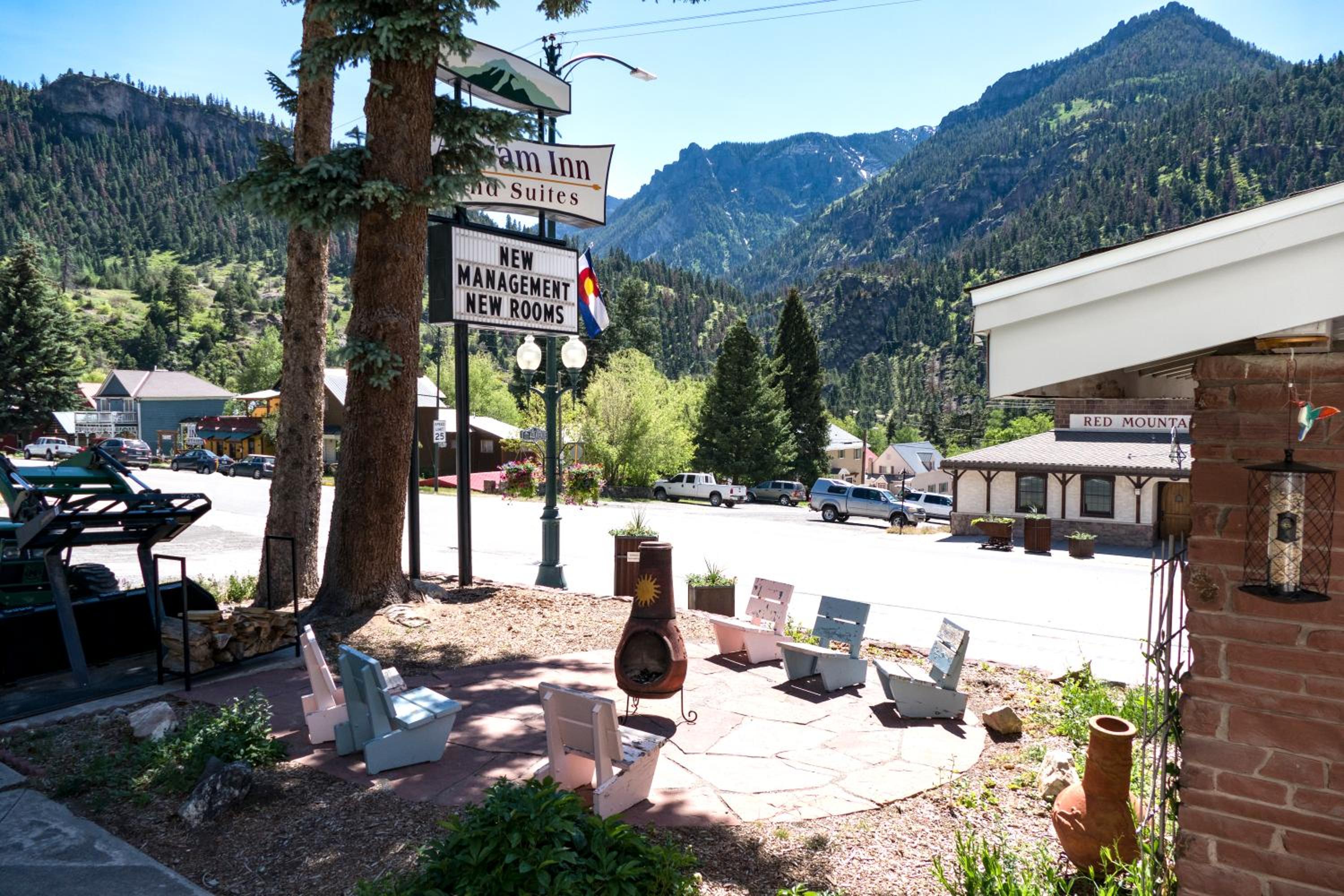 Abram Inn & Suites