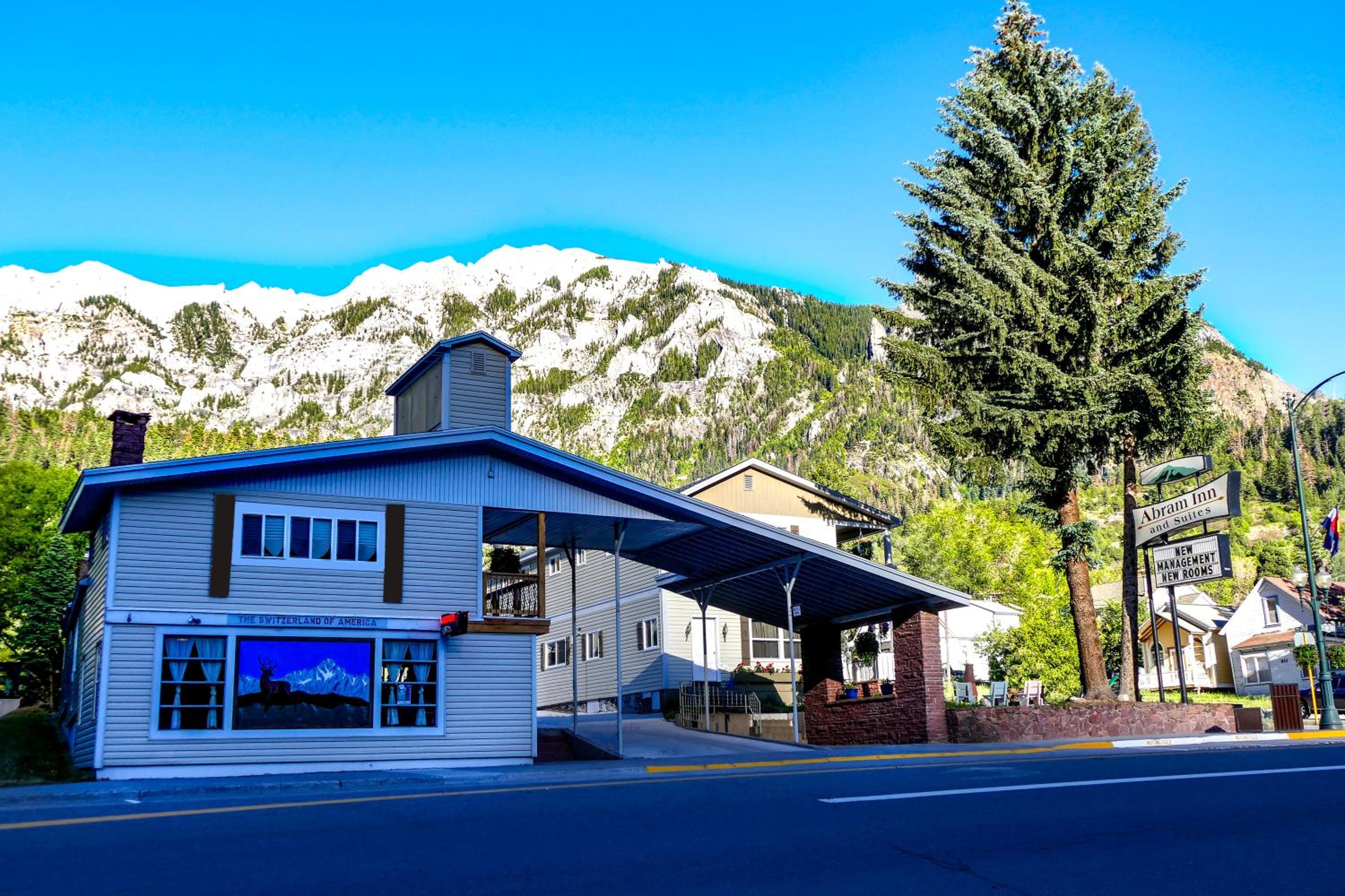 Abram Inn & Suites