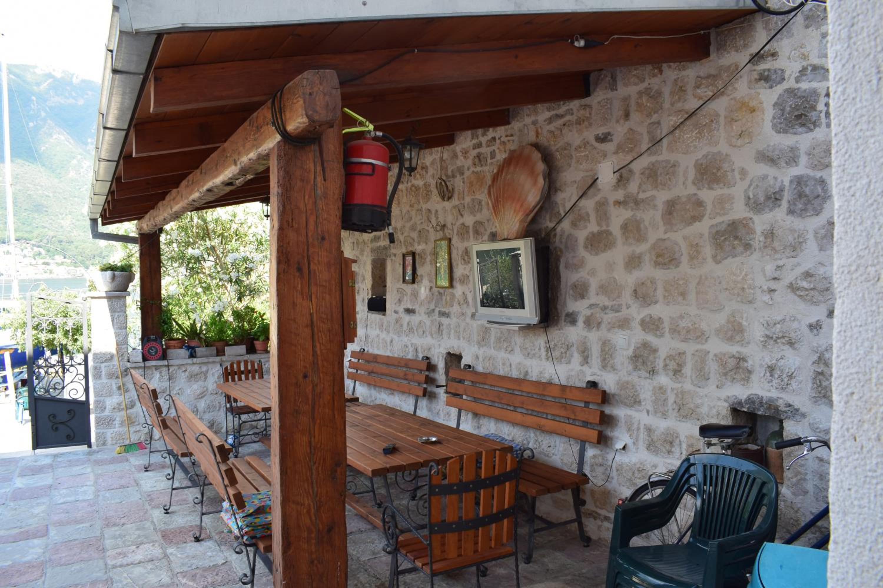 Captain's House in Dobrota